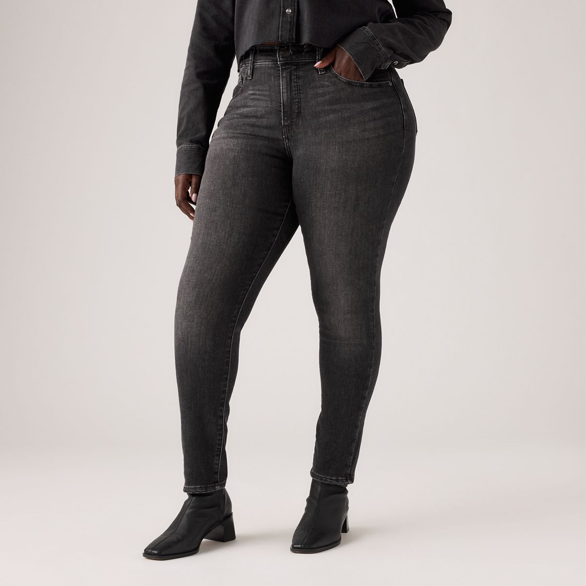 311 Shaping Skinny Women's Jeans — Black Worn In - Black