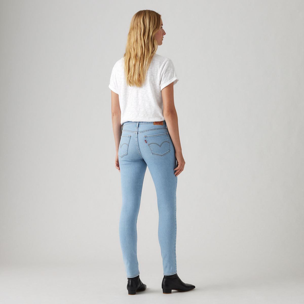 311 Shaping Skinny Women's Jeans — Up And Away - Light Wash