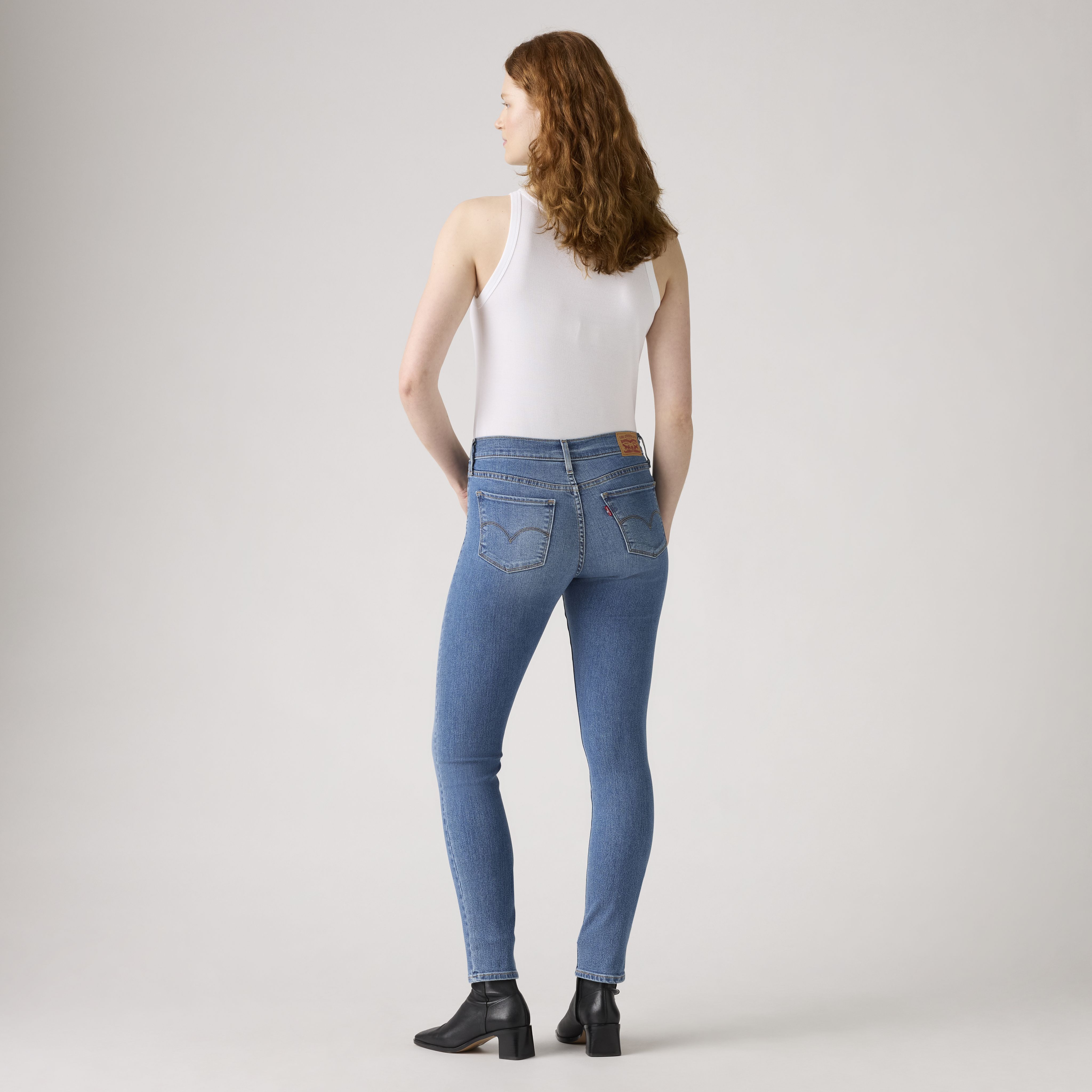 311 Shaping Skinny Jeans 3