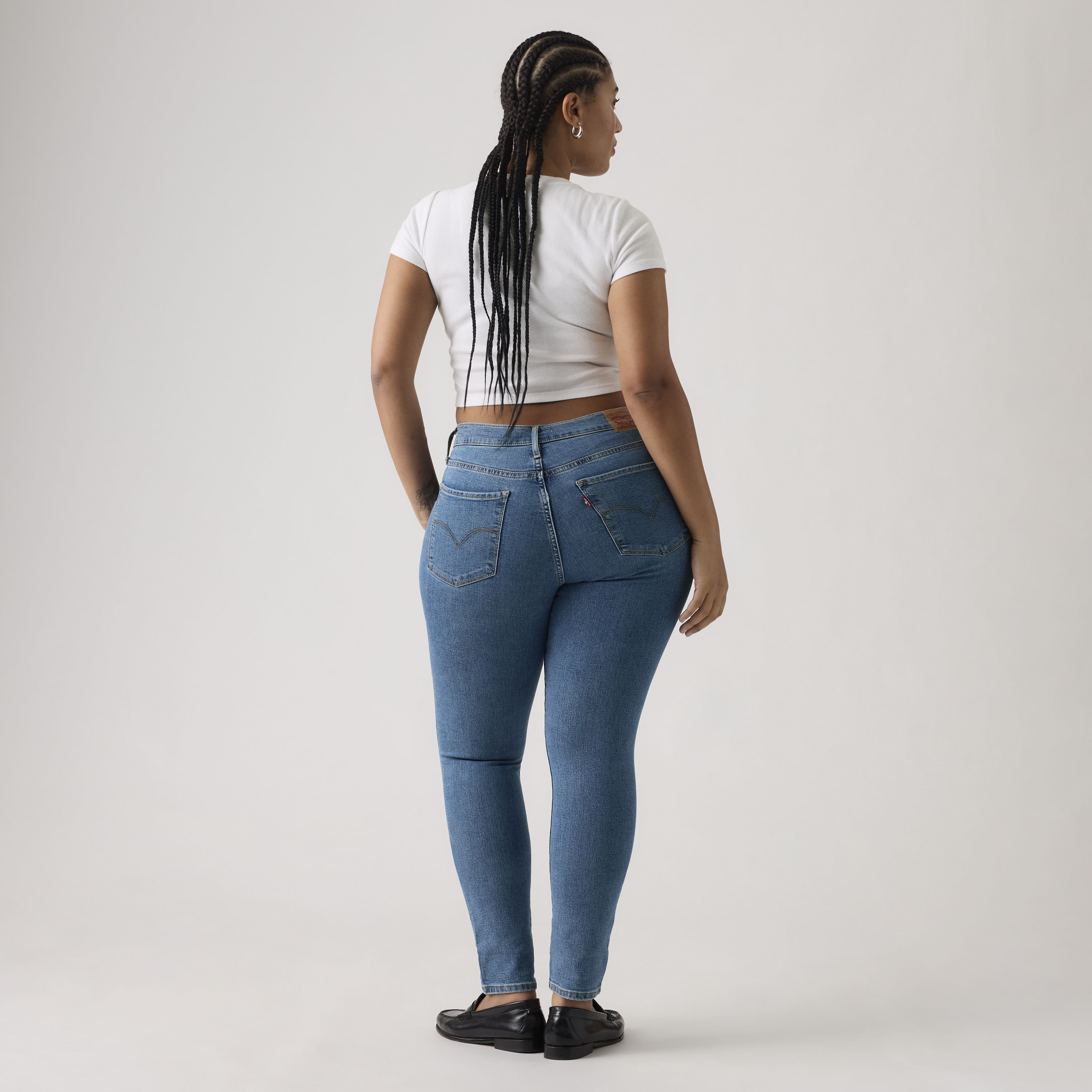 311 Shaping Skinny Jeans 12