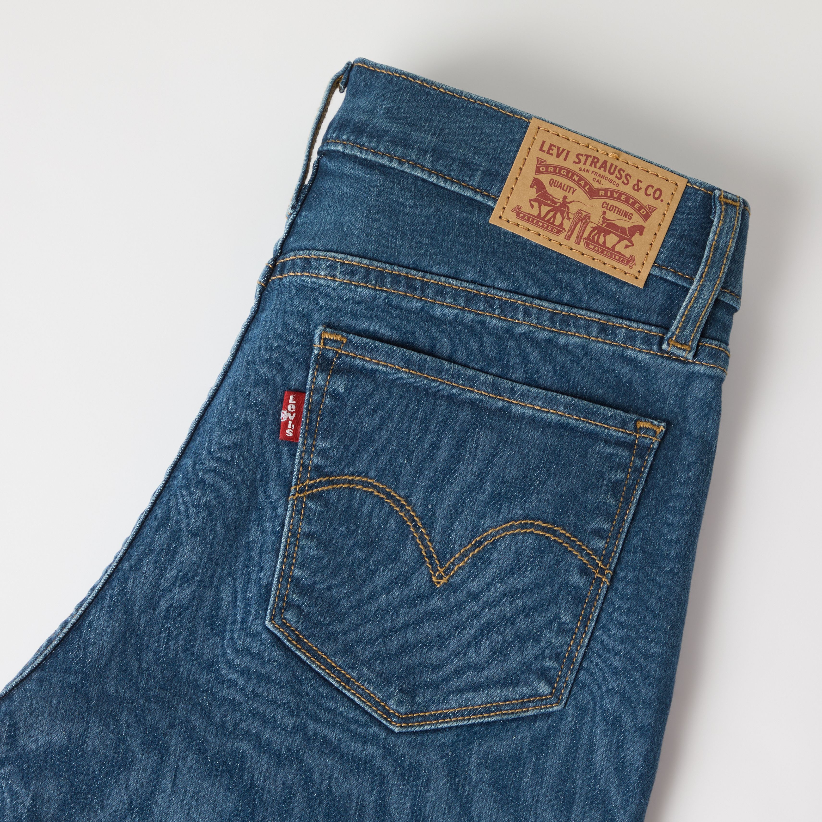 311 Shaping Skinny Jeans 7