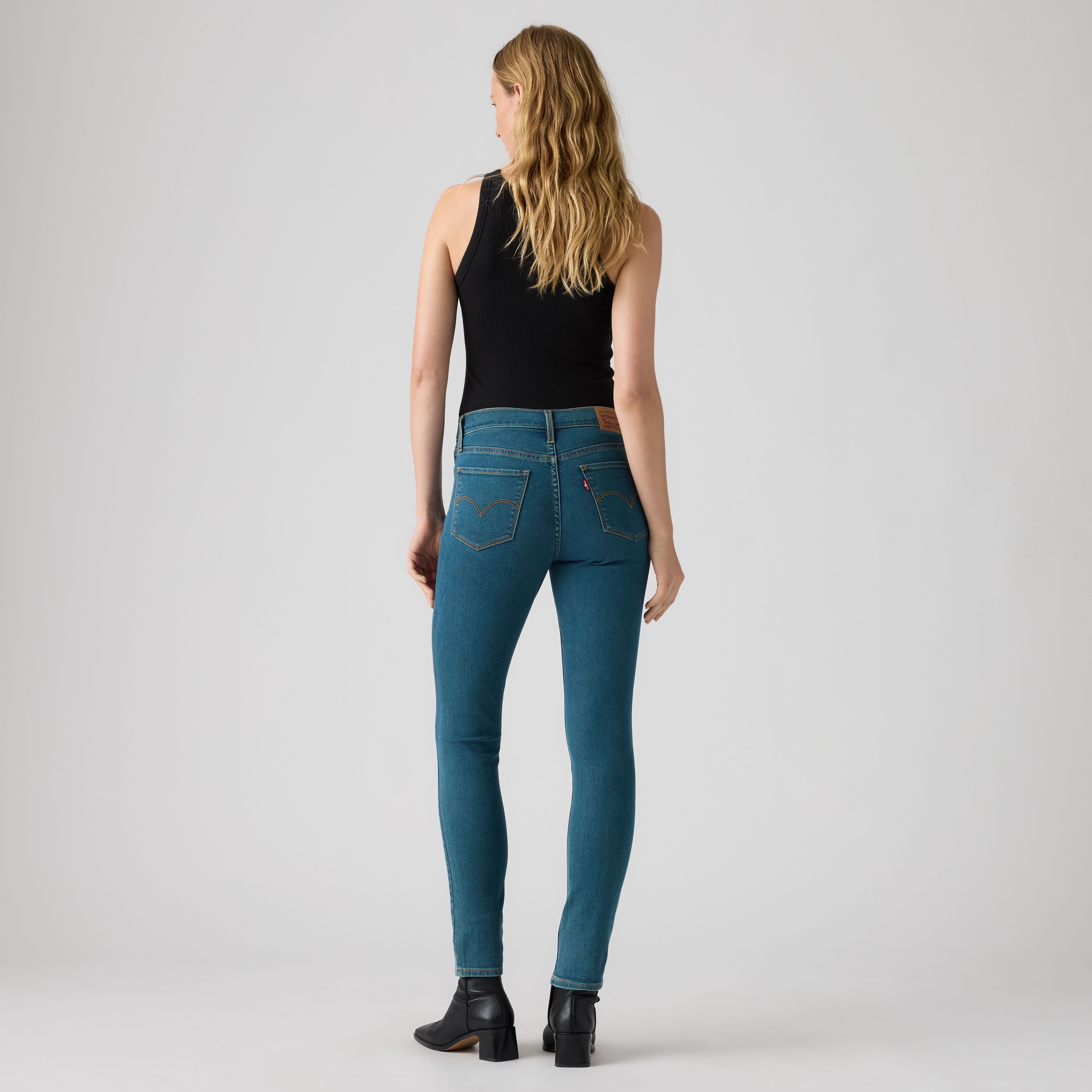 311 Shaping Skinny Jeans 3