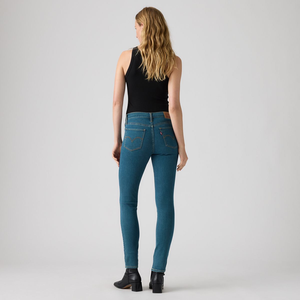 311 Shaping Skinny Women's Jeans — Something Else - Medium Wash