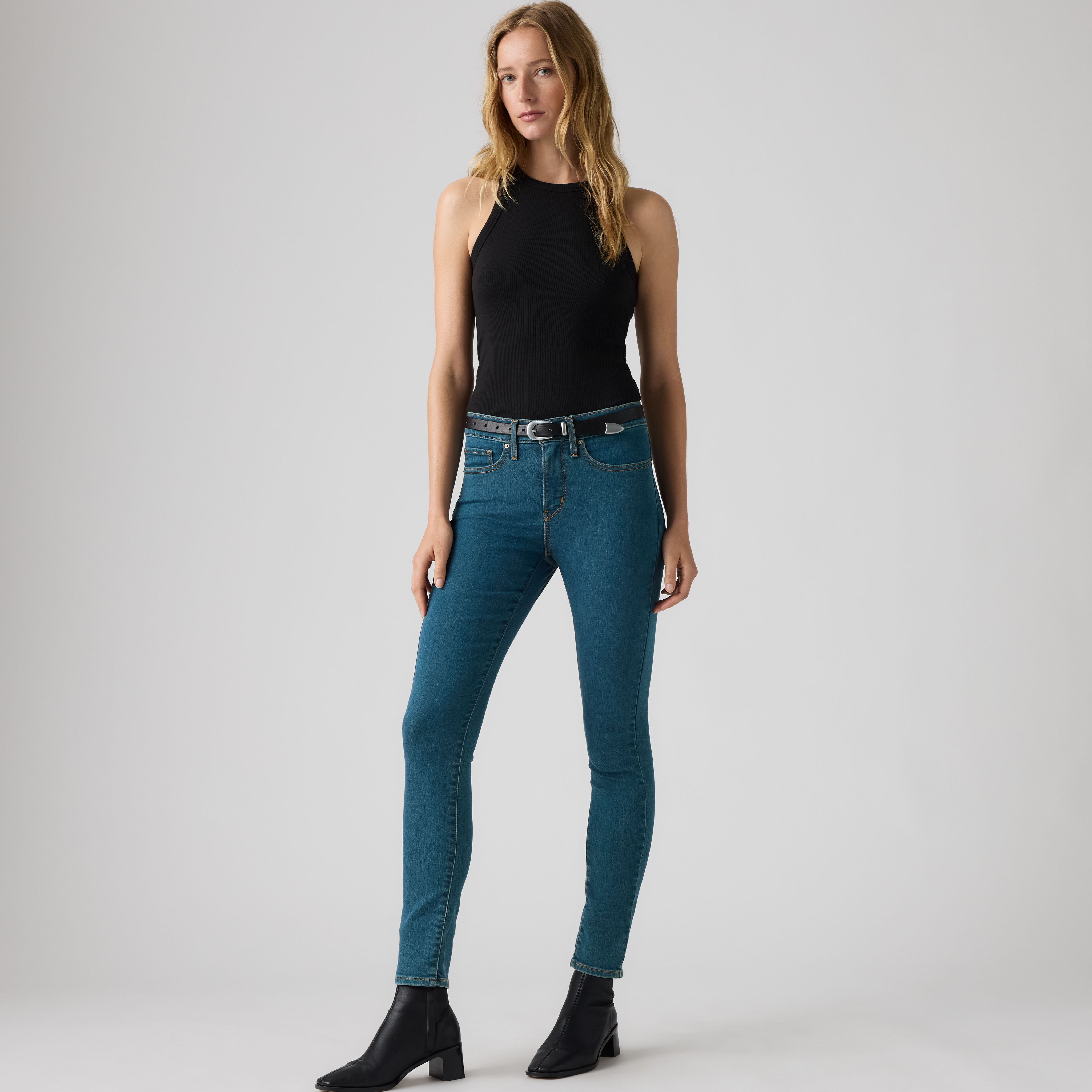 311 Shaping Skinny Jeans 1