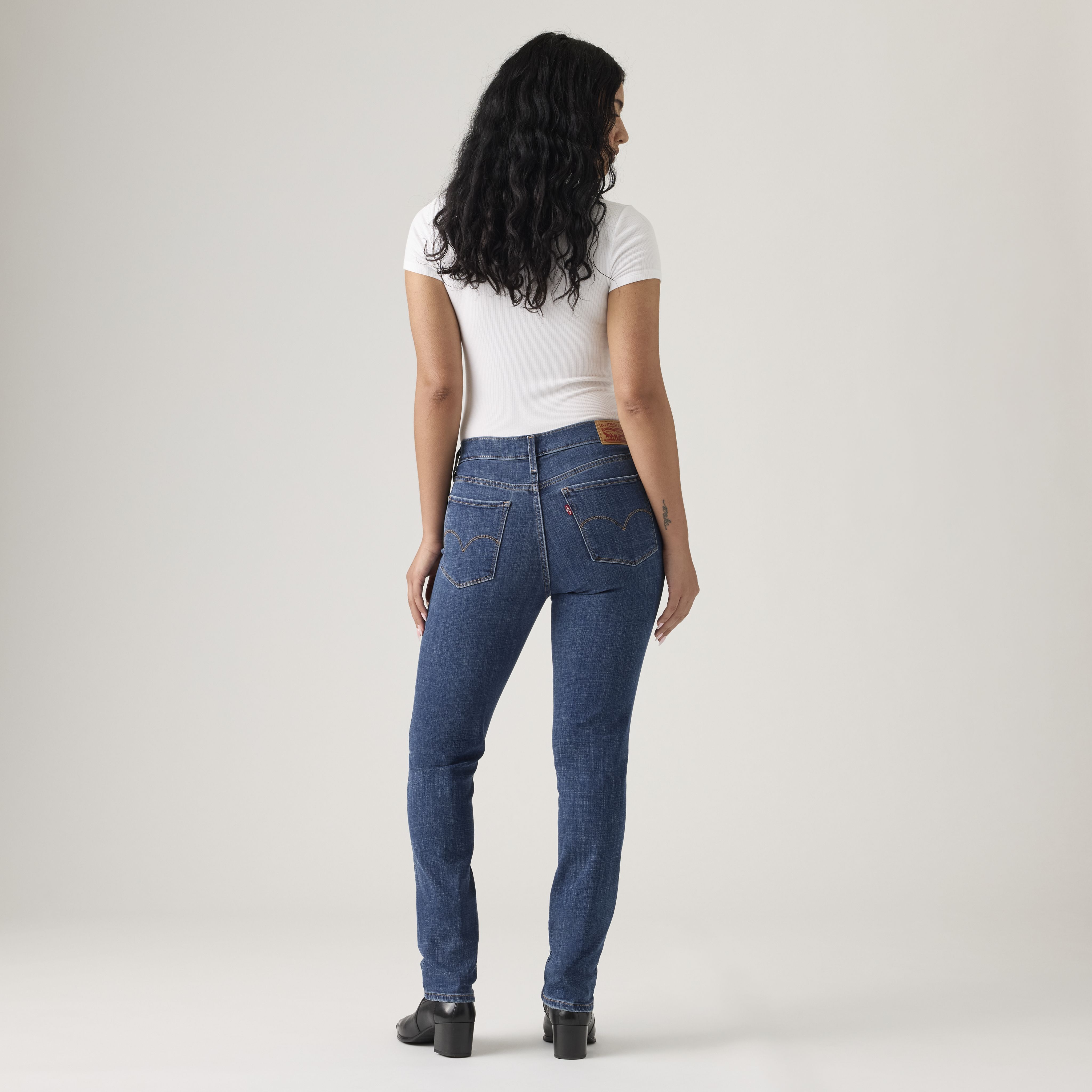 312 Shaping Slim Fit Women's Jeans 3