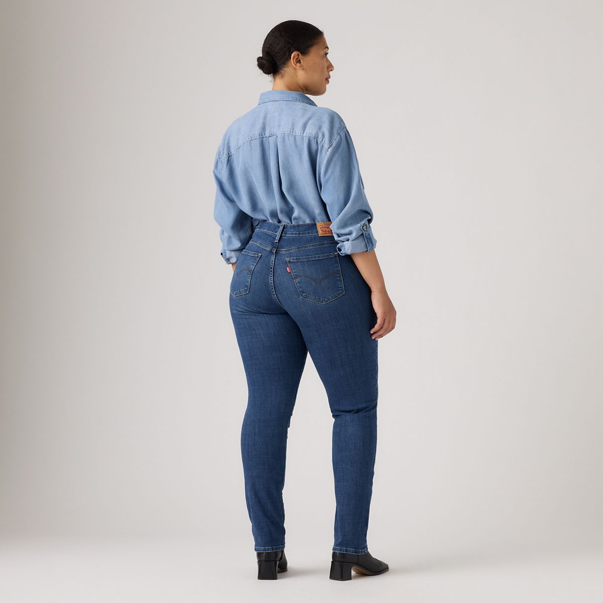 312 Shaping Slim Jeans — Lapis Amidst - Medium Wash