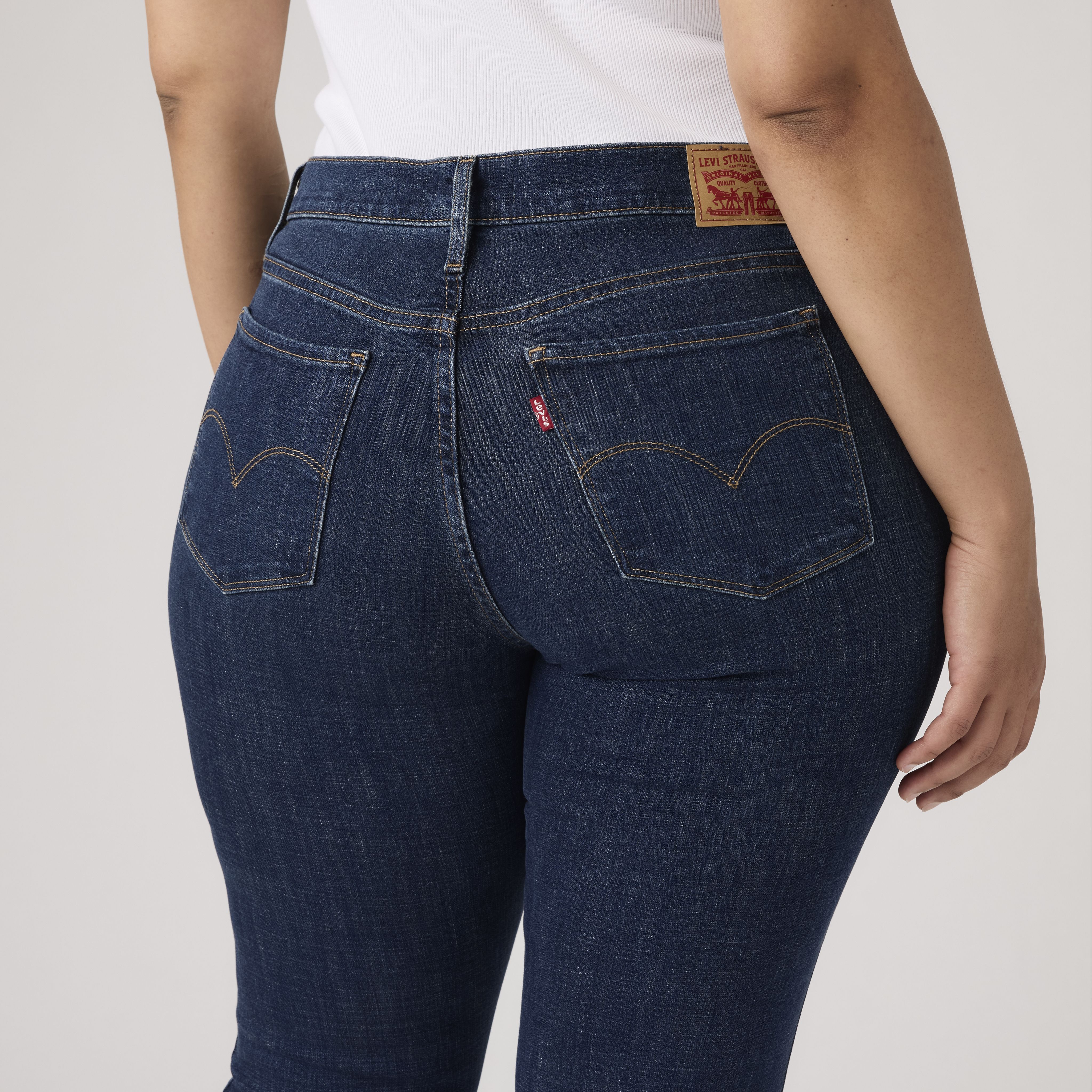 315 Shaping Bootcut Women's Jeans 13