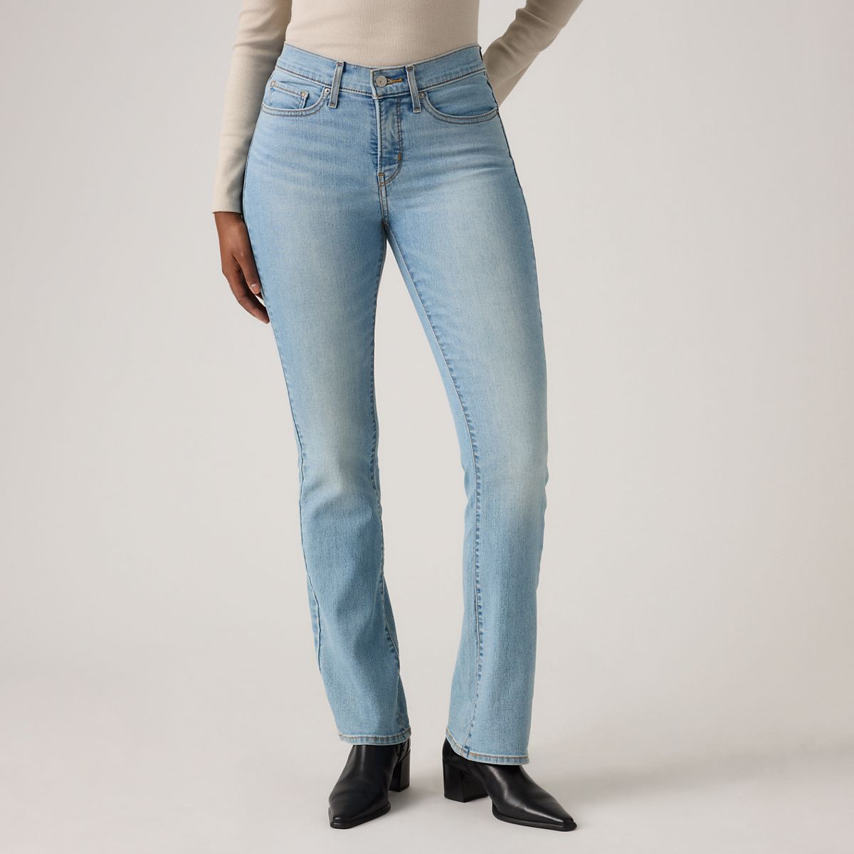 315 Shaping Bootcut Women's Jeans — Up And Away - Light Wash