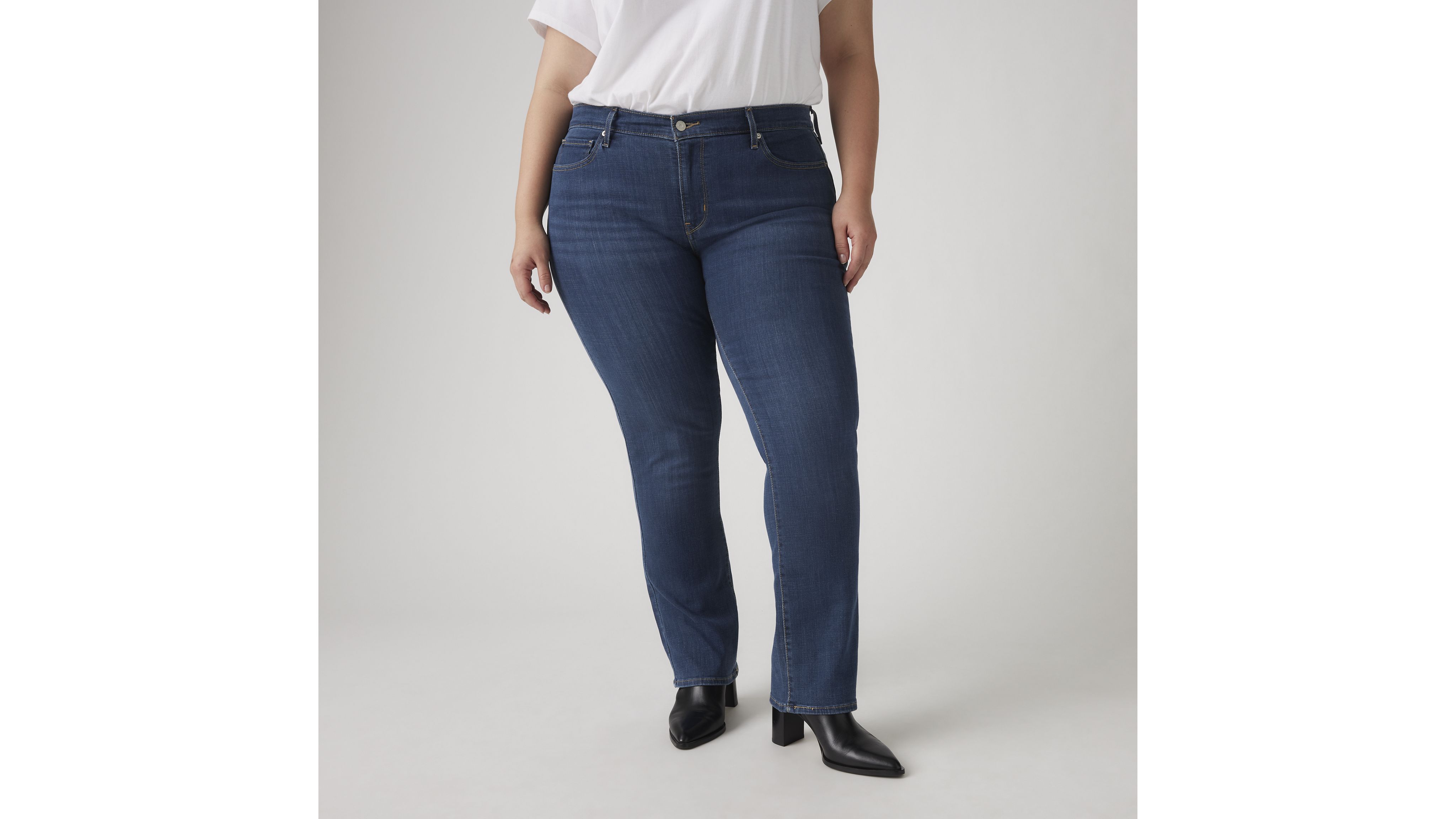 Classic Straight Women's Jeans (Plus Size) 5