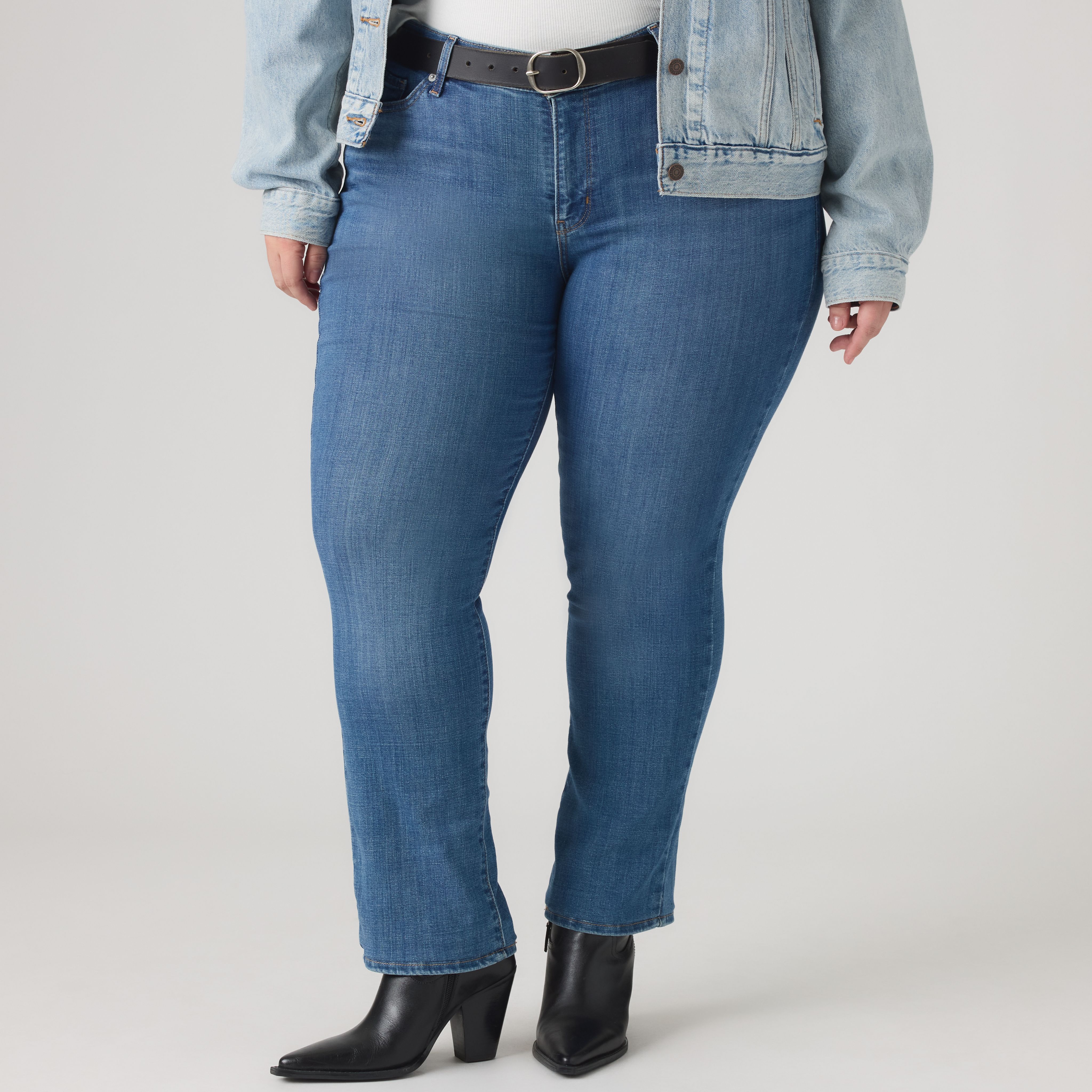 Classic Straight Women's Jeans (Plus Size) 2