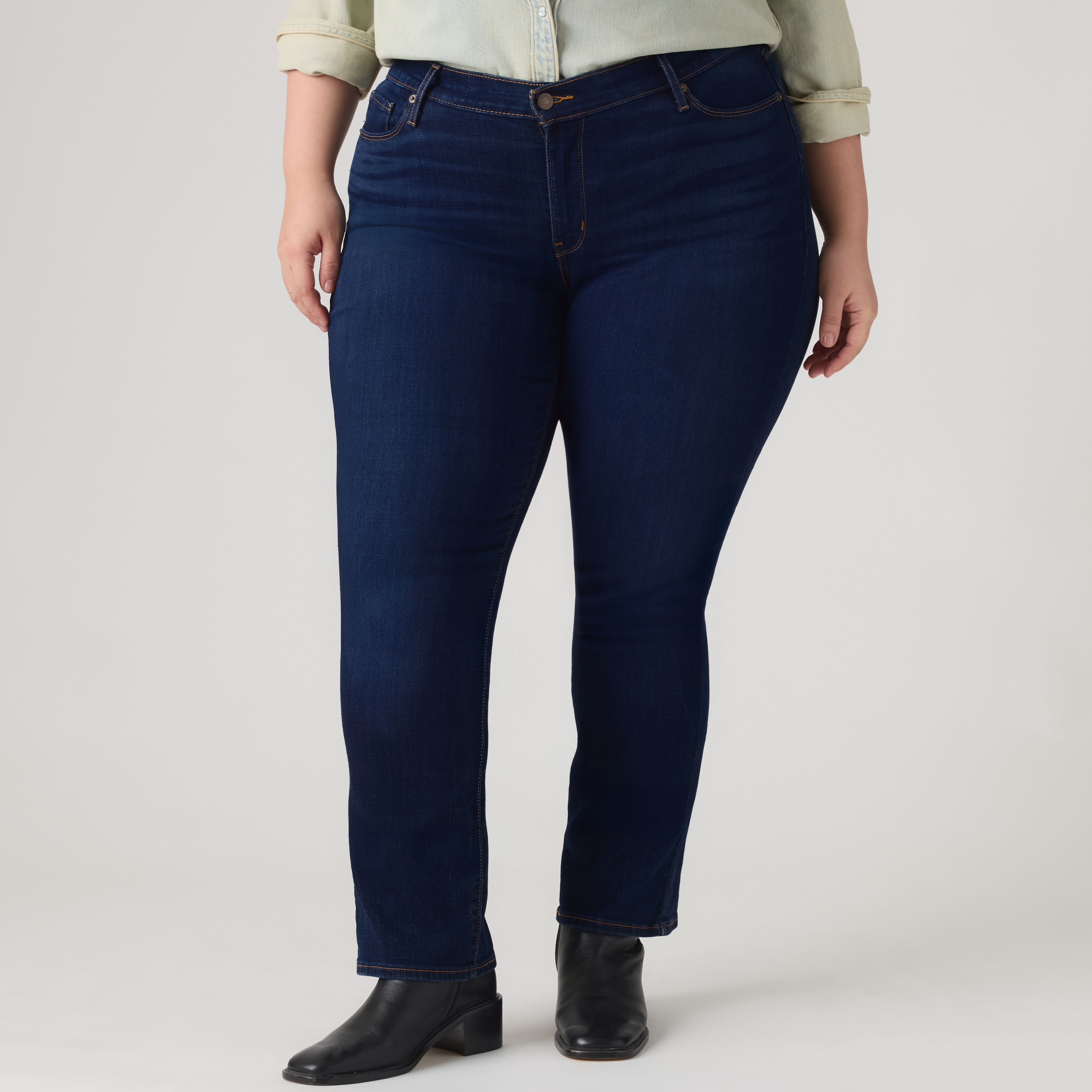 Classic Straight Women's Jeans (Plus Size) 2