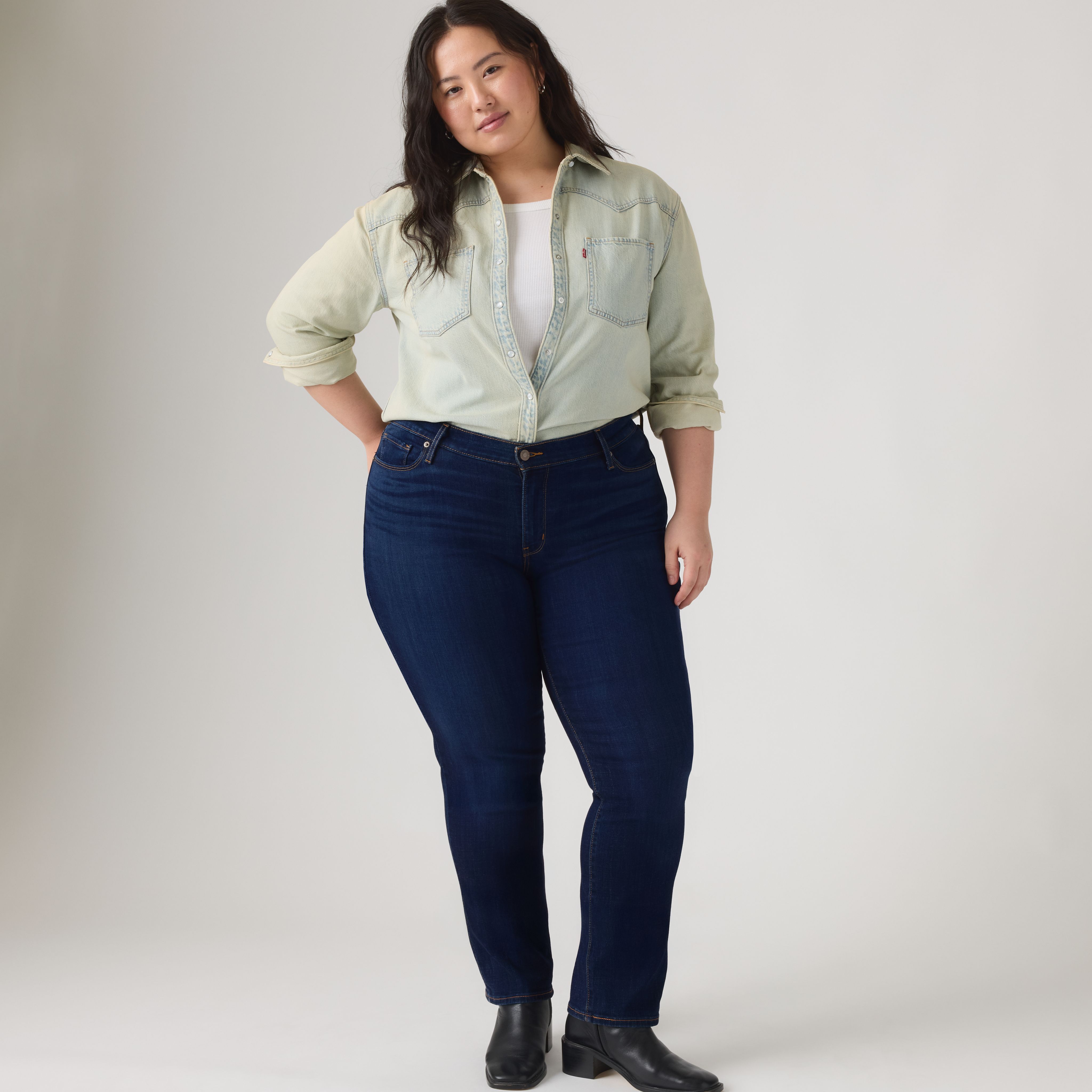 Classic Straight Women's Jeans (Plus Size) 1