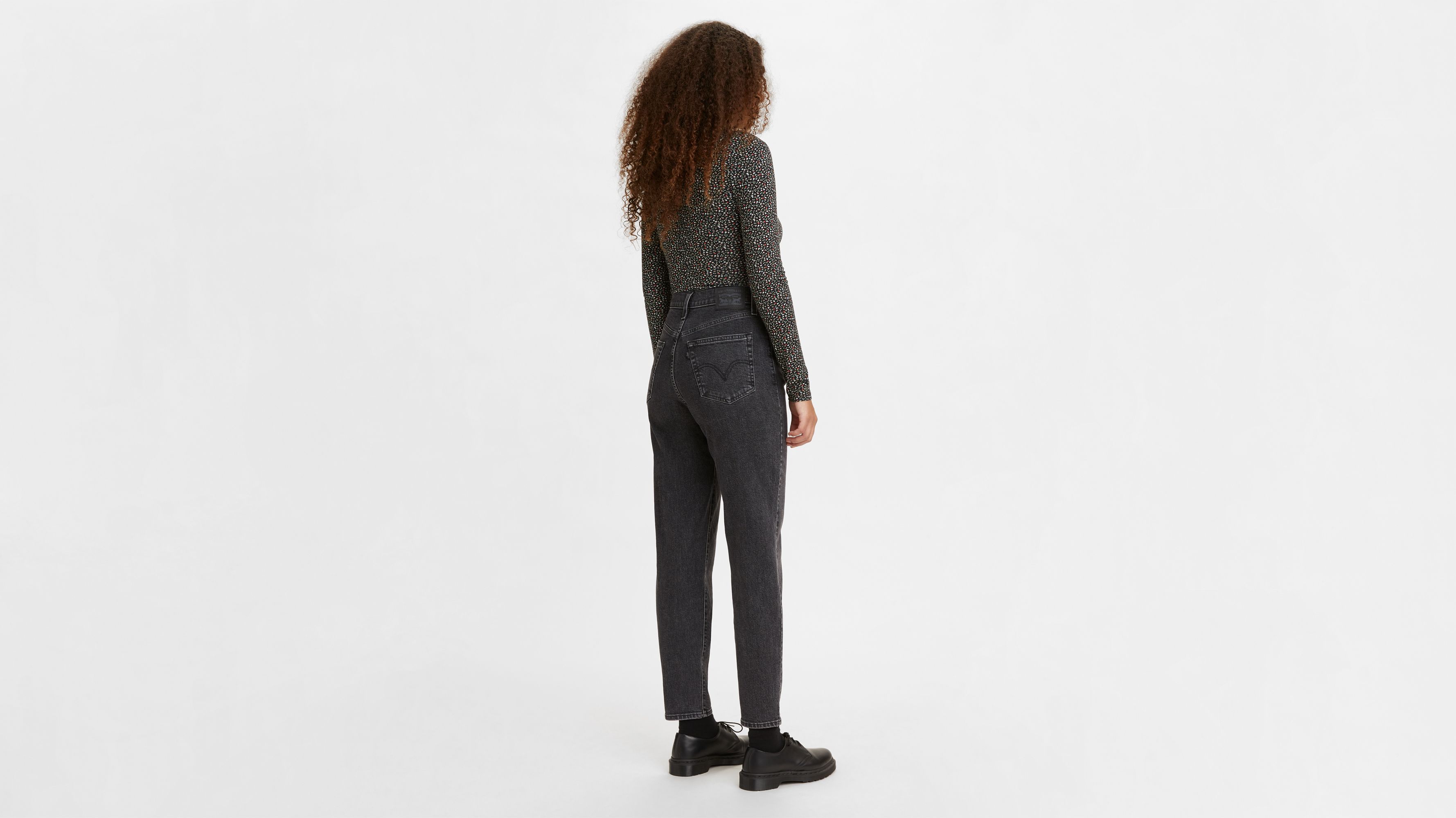 High-Waisted Mom Jeans 3