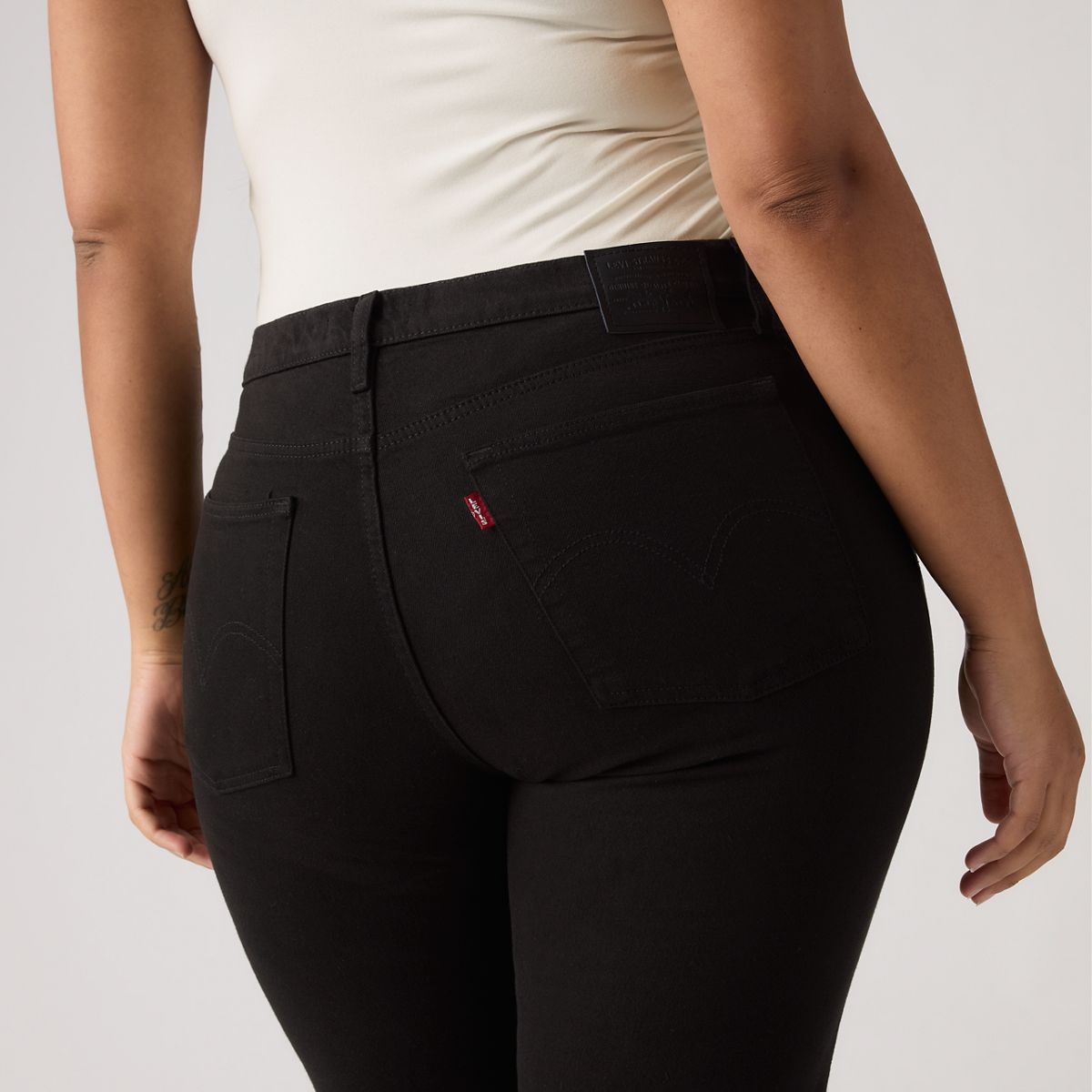 Wedgie Straight Ankle Women's Jeans — Black Sprout