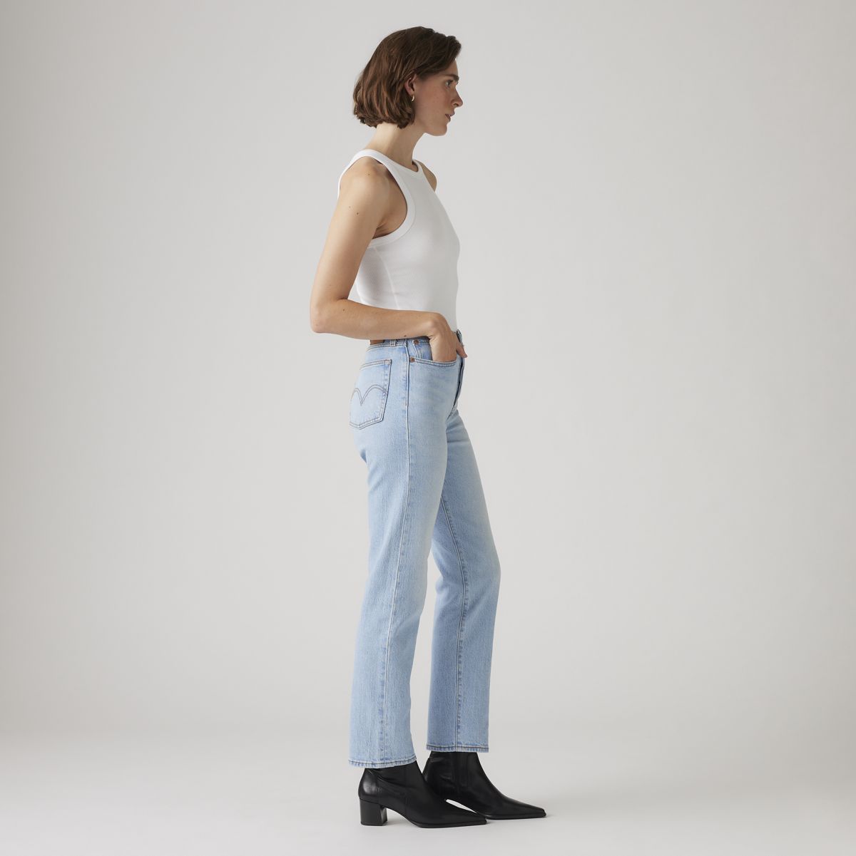 Wedgie Straight Ankle Women's Jeans — Fully Baked - Light Wash