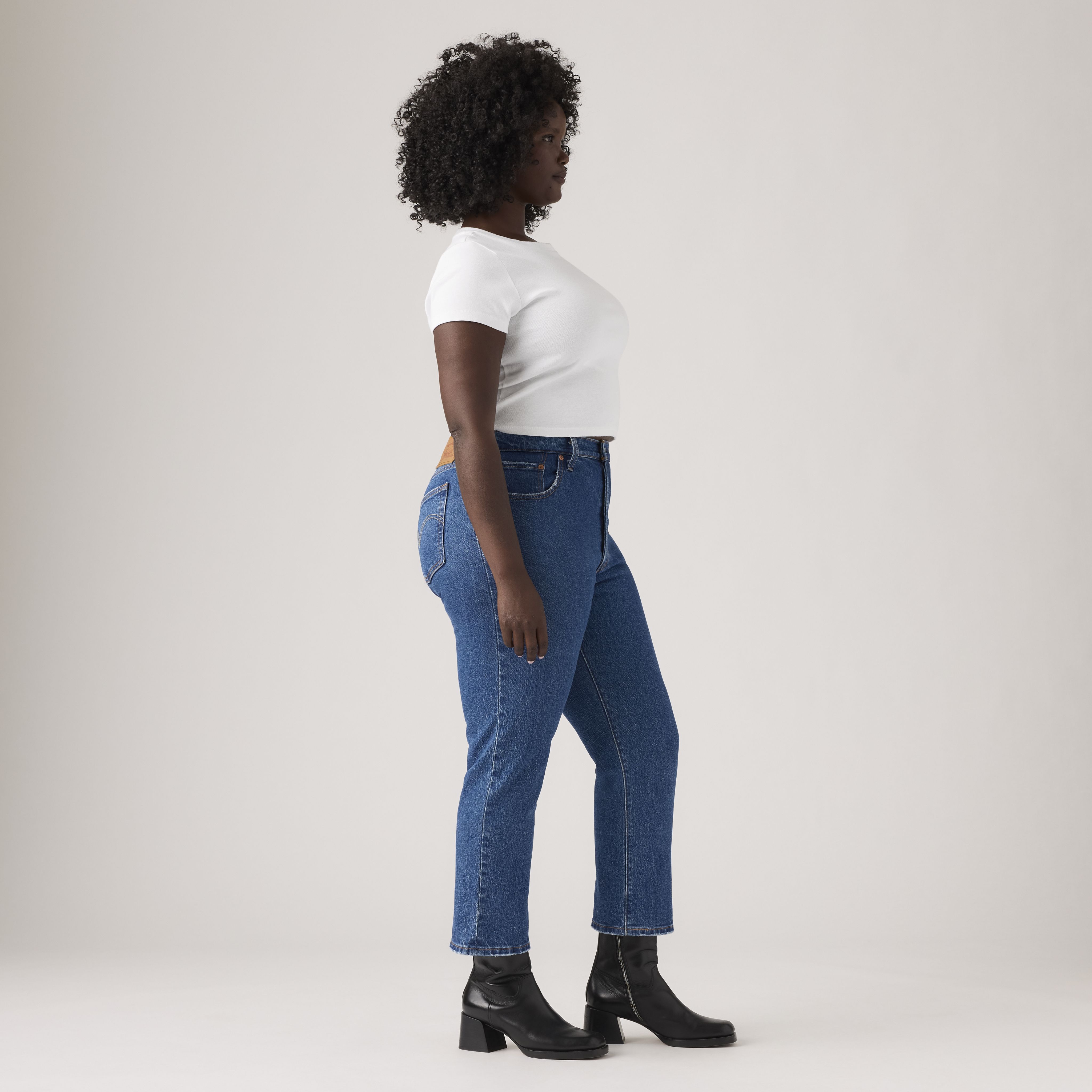 501® Original Cropped Women's Jeans 9