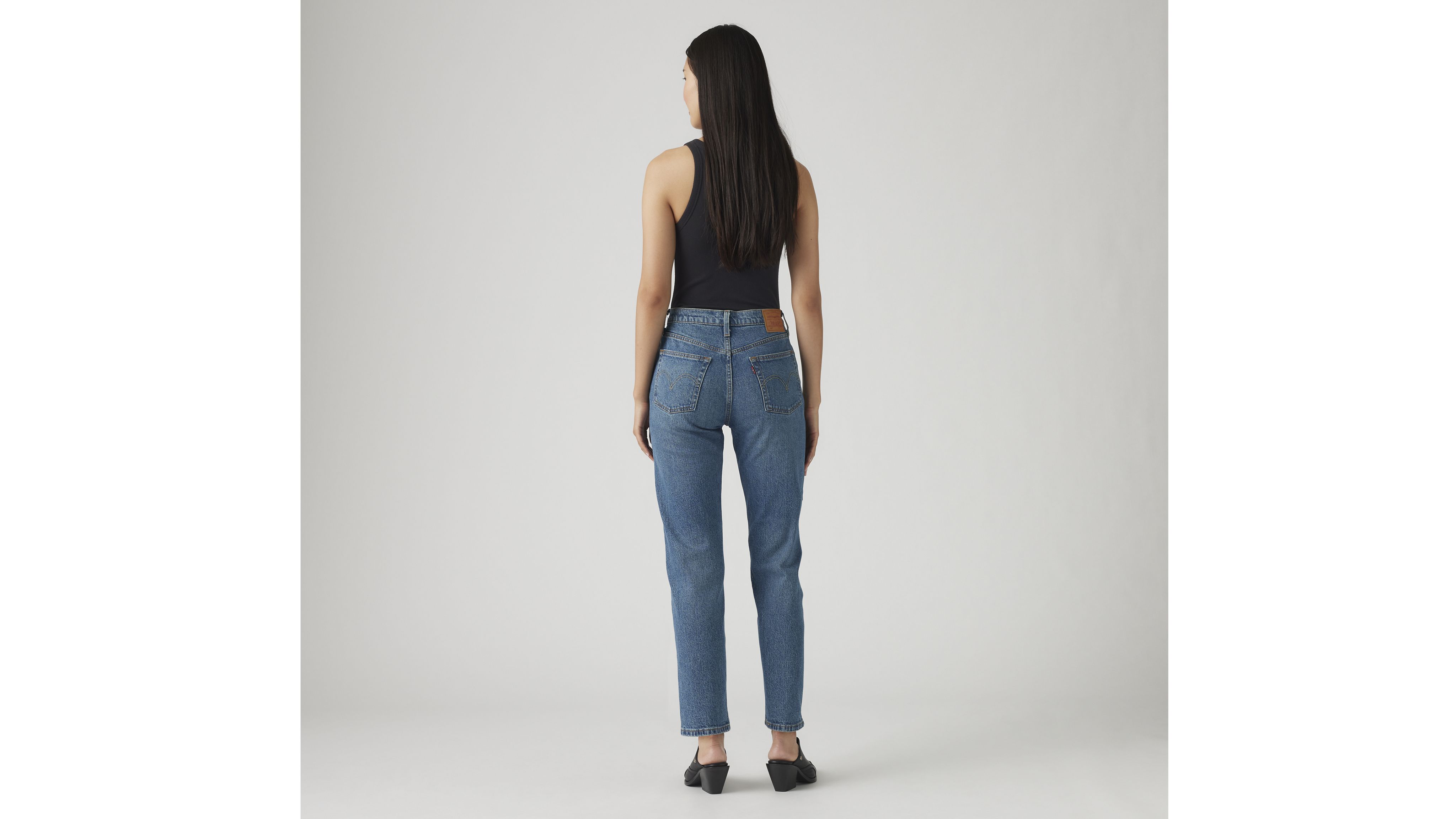 501® Original Cropped Women's Jeans 3
