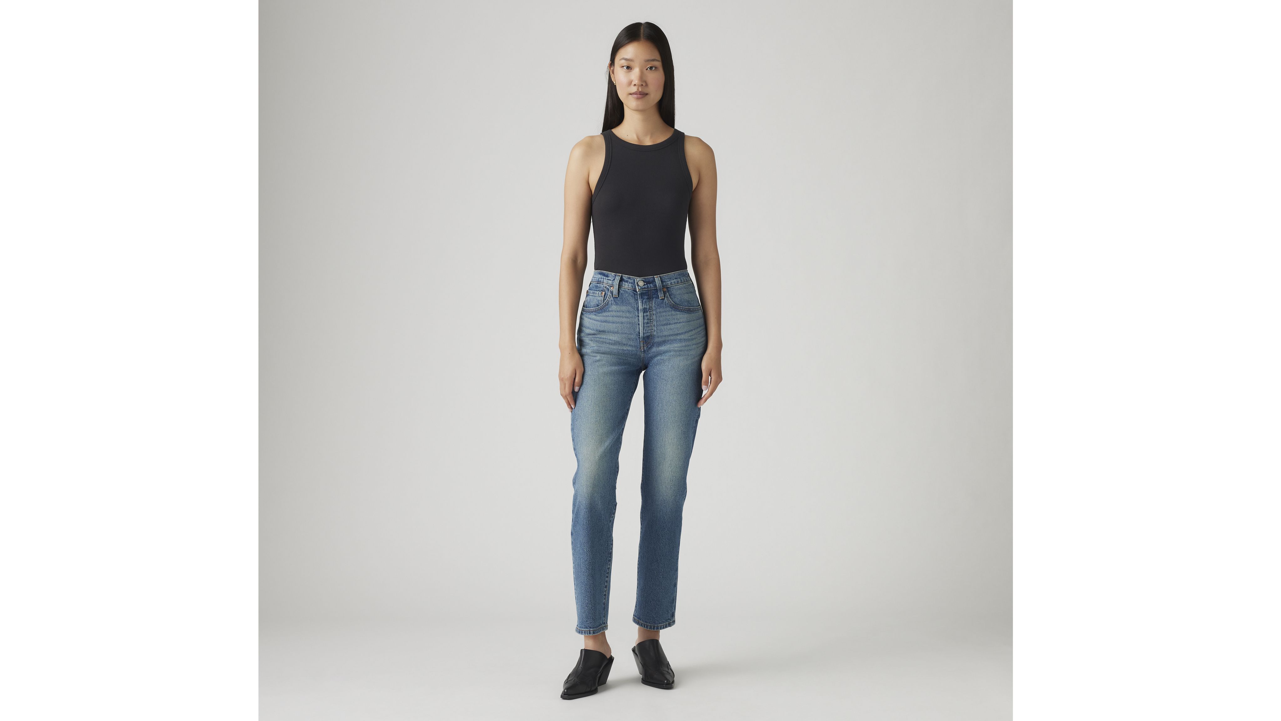 501® Original Cropped Women's Jeans 5