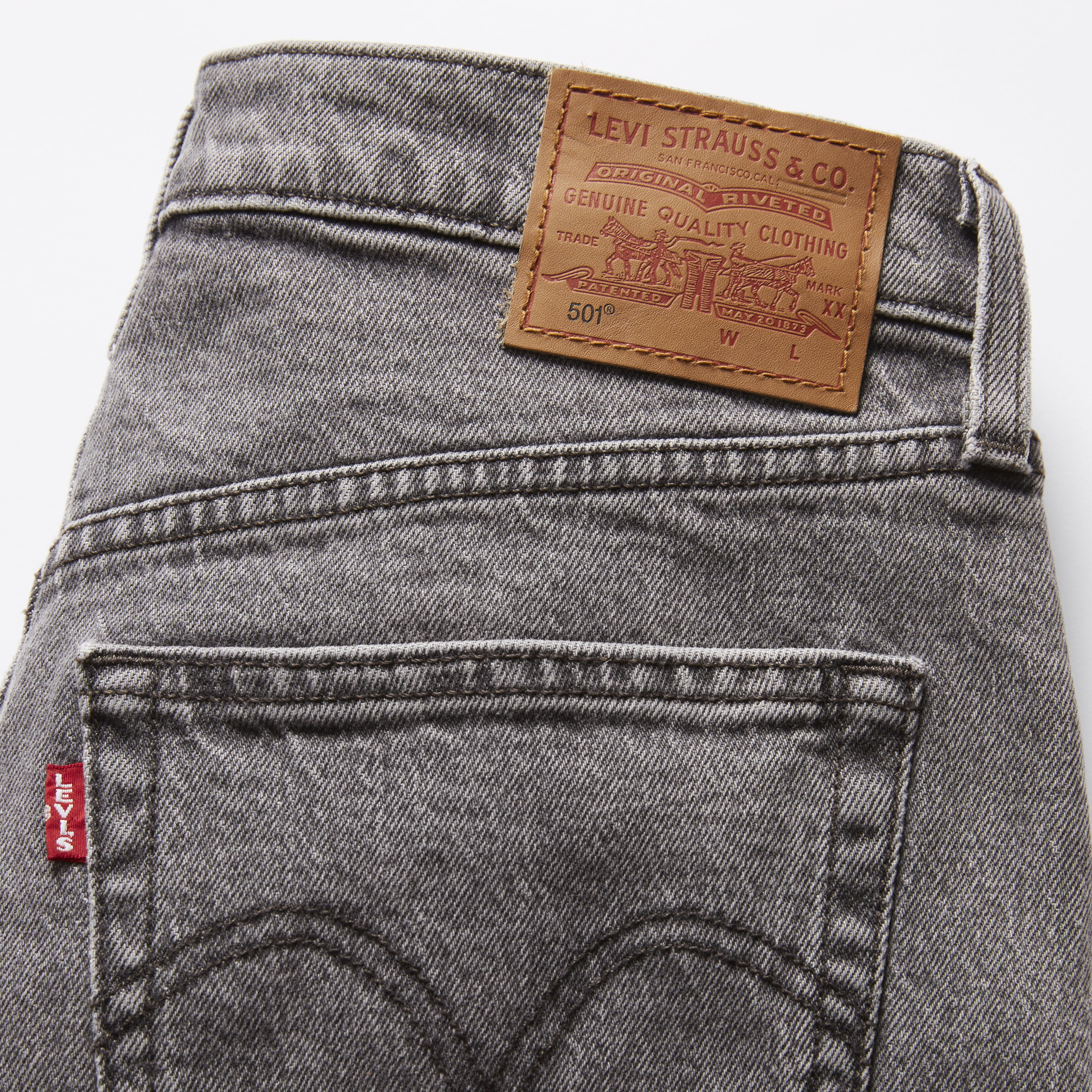 501® Original Cropped Women's Jeans 7