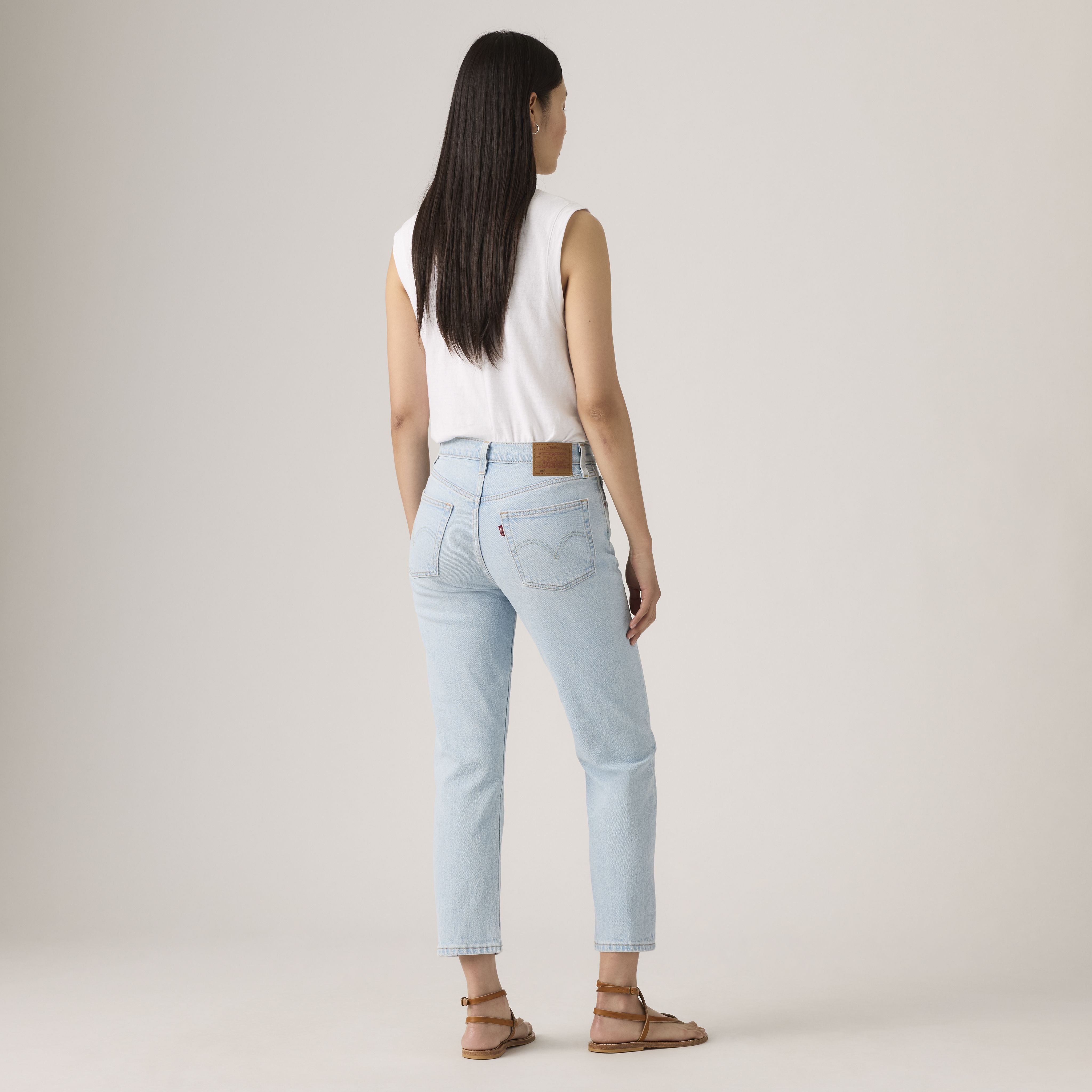 501® Original Cropped Women's Jeans 3