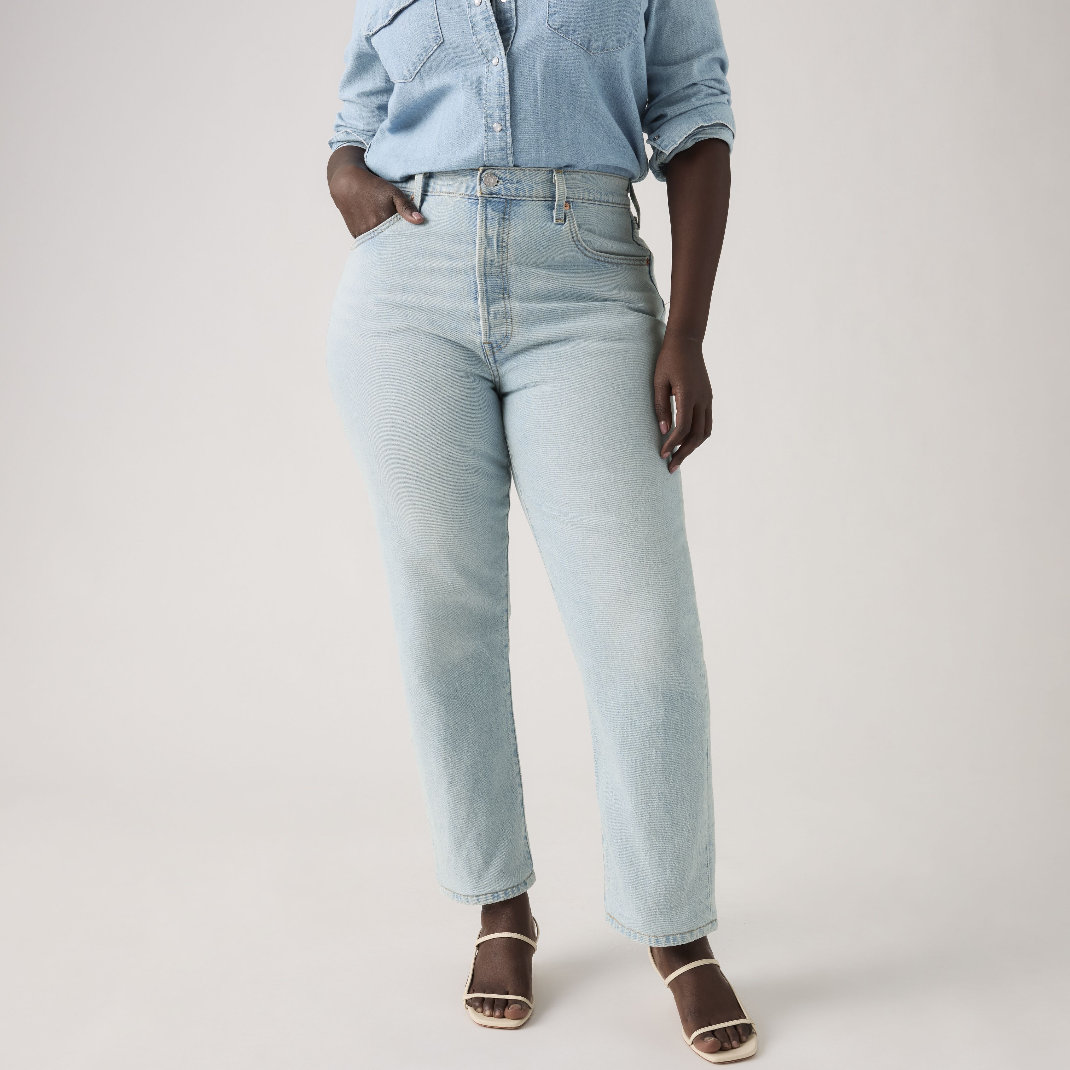 501® Original Cropped Women's Jeans 12