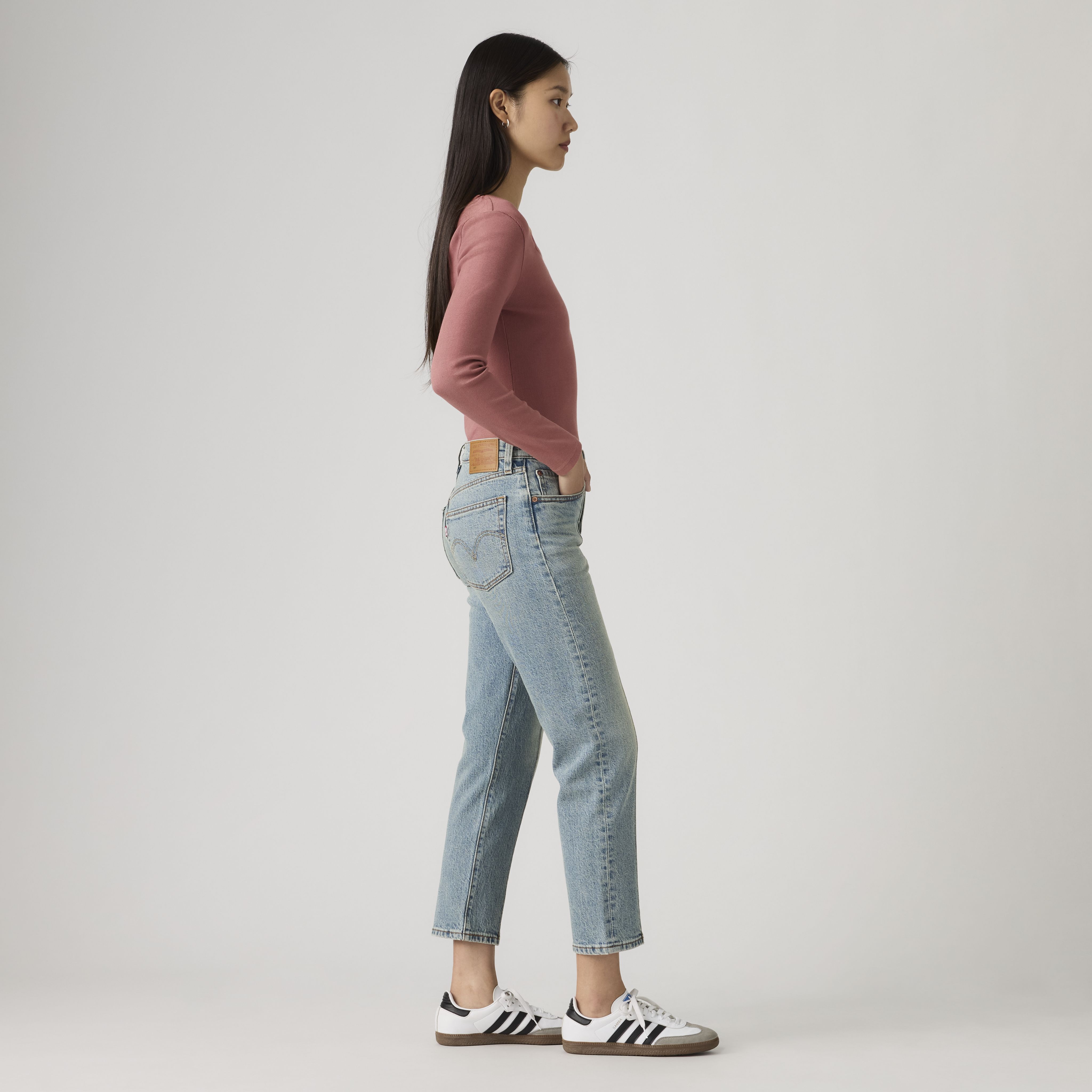 501® Cropped Women's Jeans 4