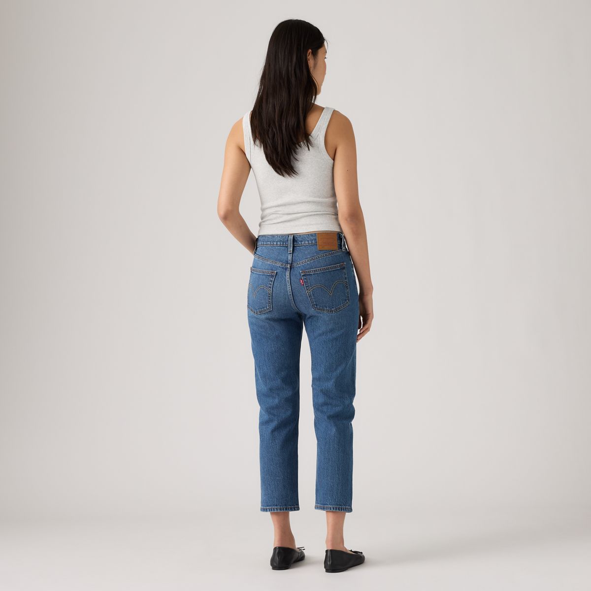 501® Original Fit Cropped Women's Jeans — Array Away - Medium Wash