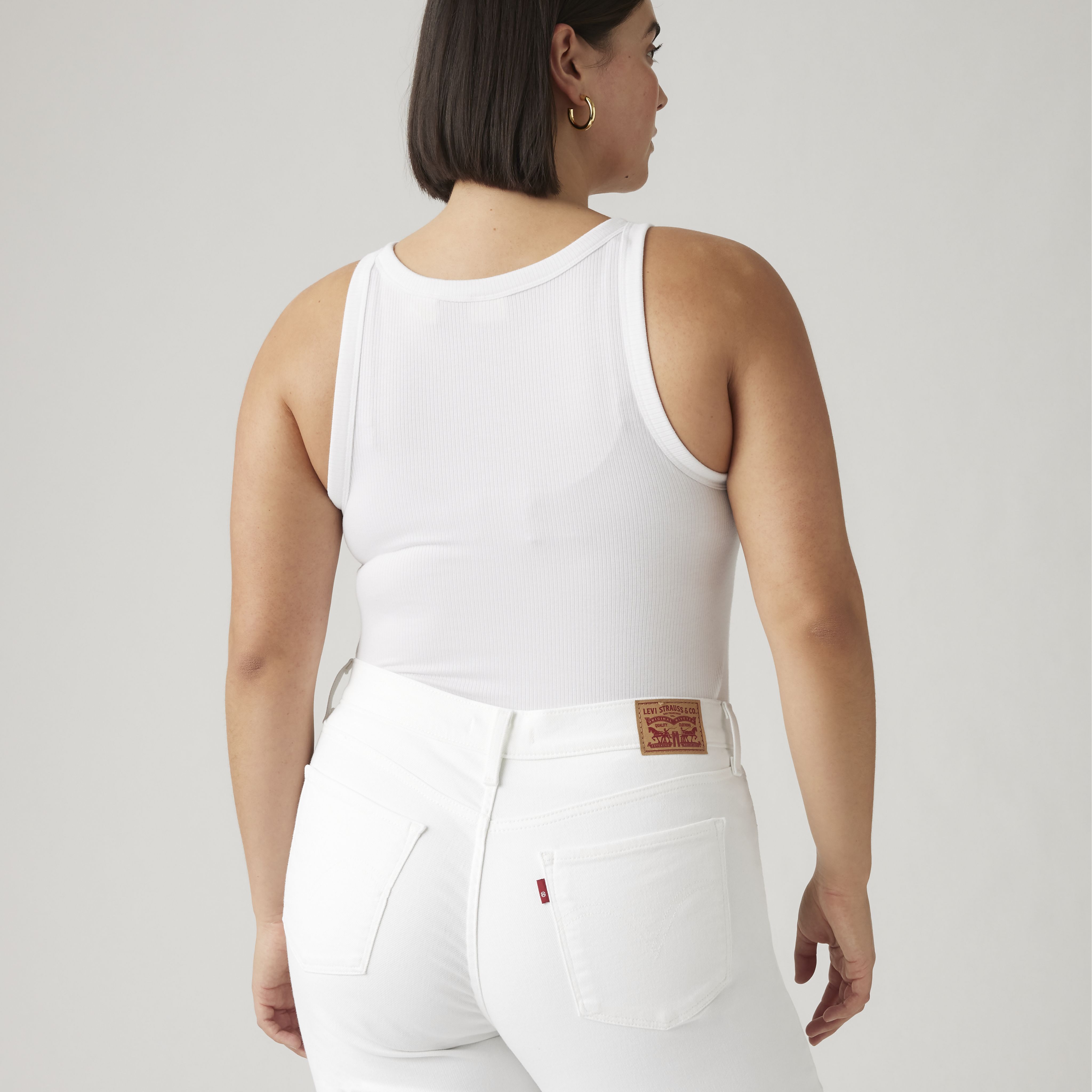 Classic Straight Fit Women's Jeans 9