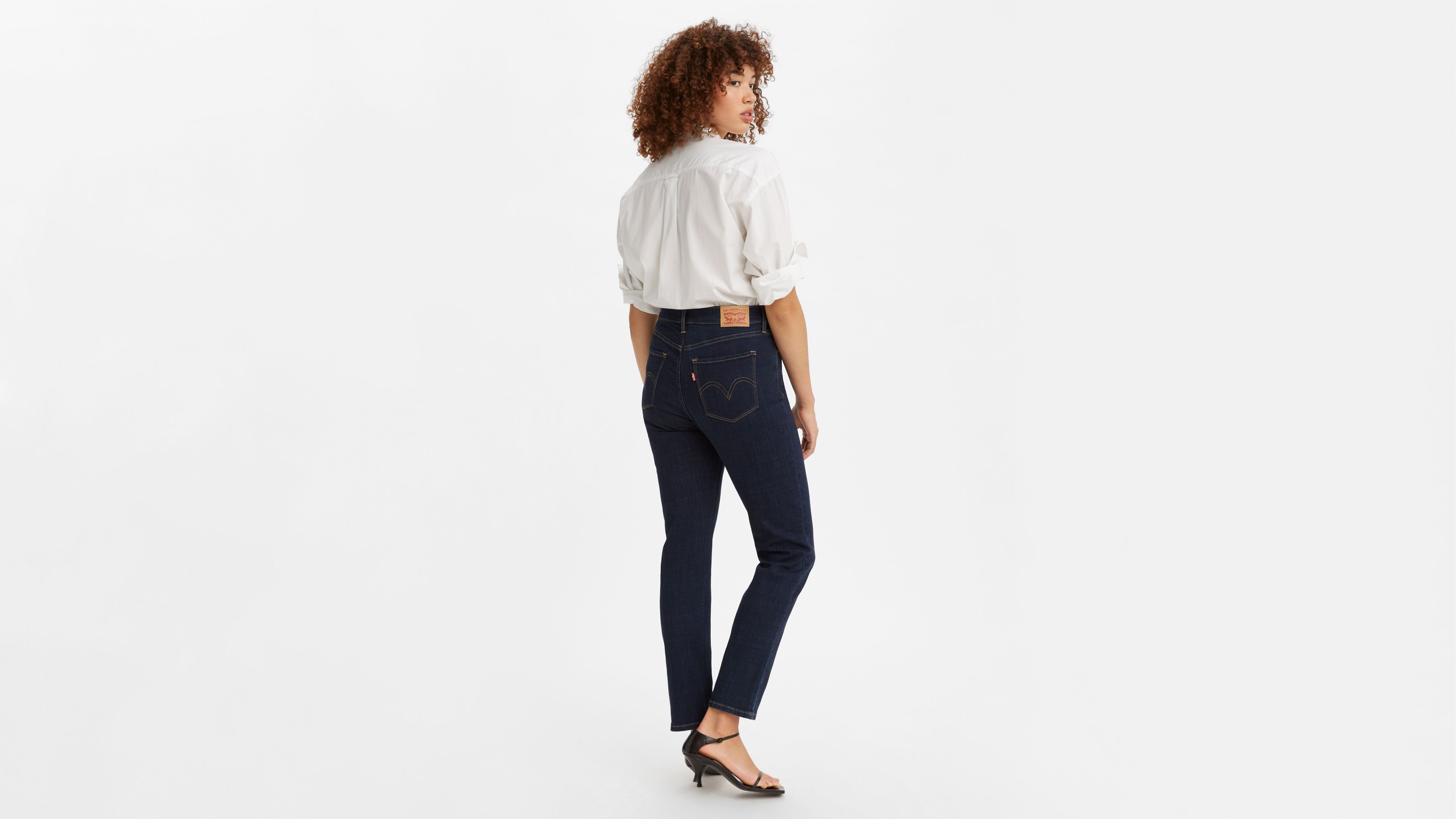 Classic Straight Fit Women's Jeans 3