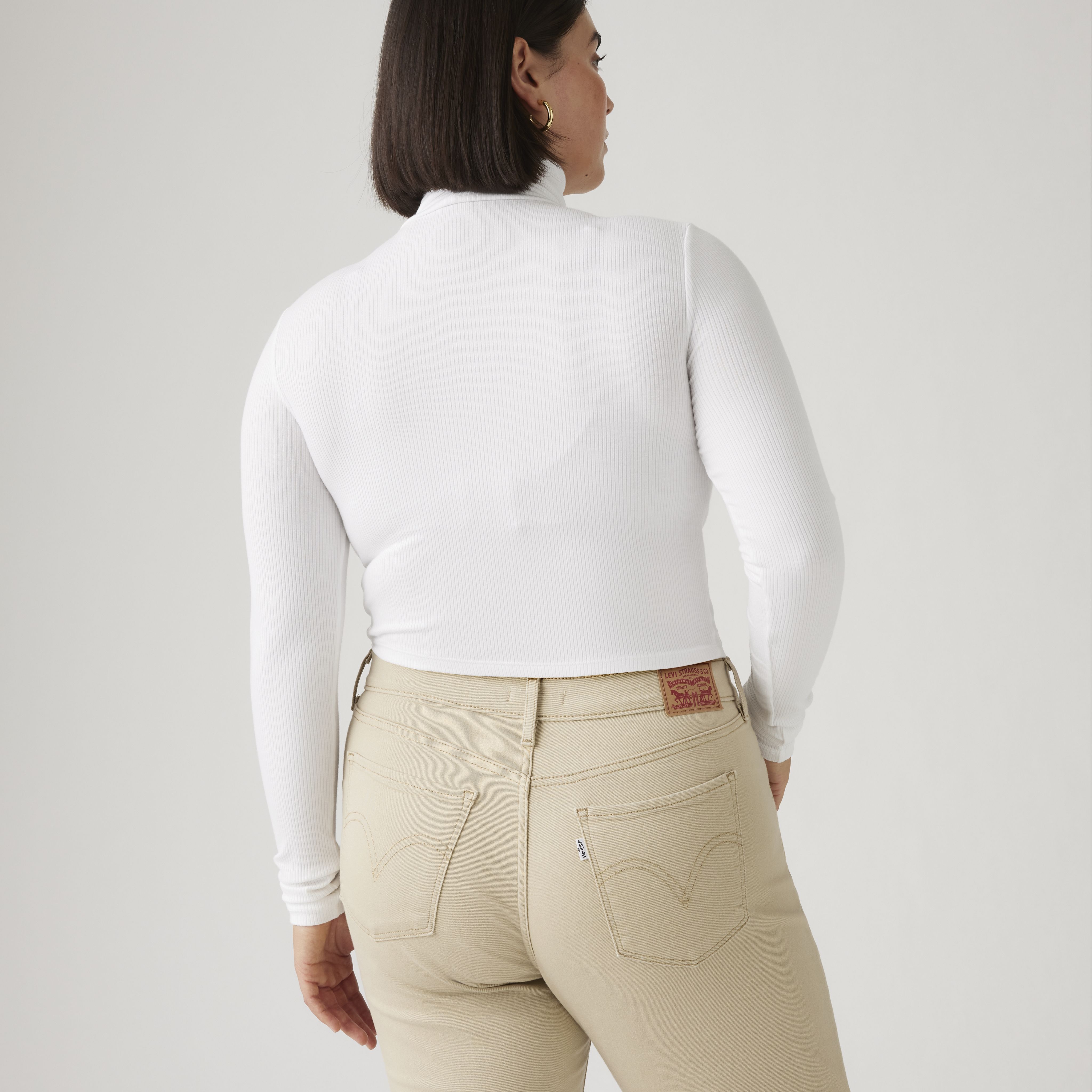 Classic Straight Fit Women's Jeans 11