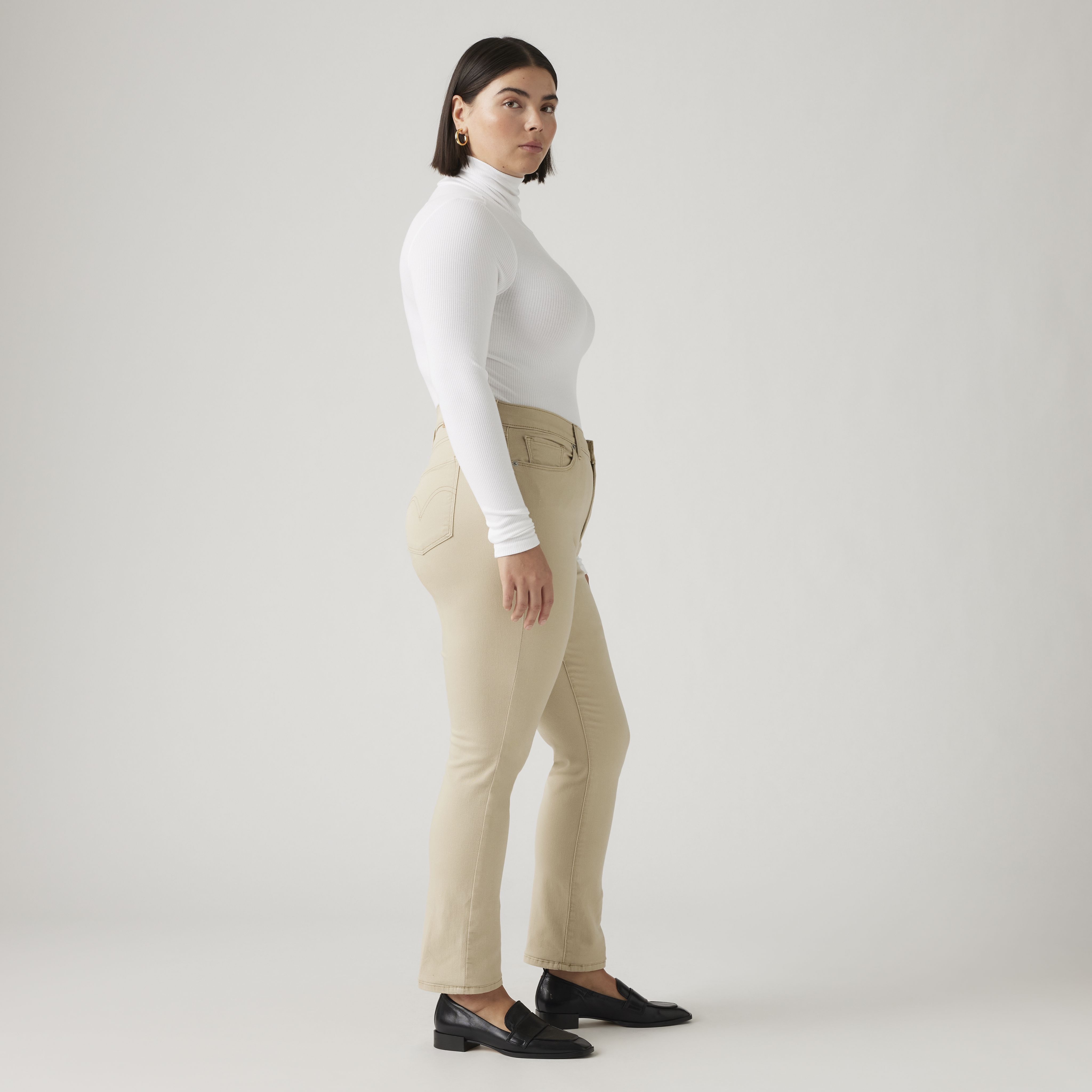Classic Straight Fit Women's Jeans 10