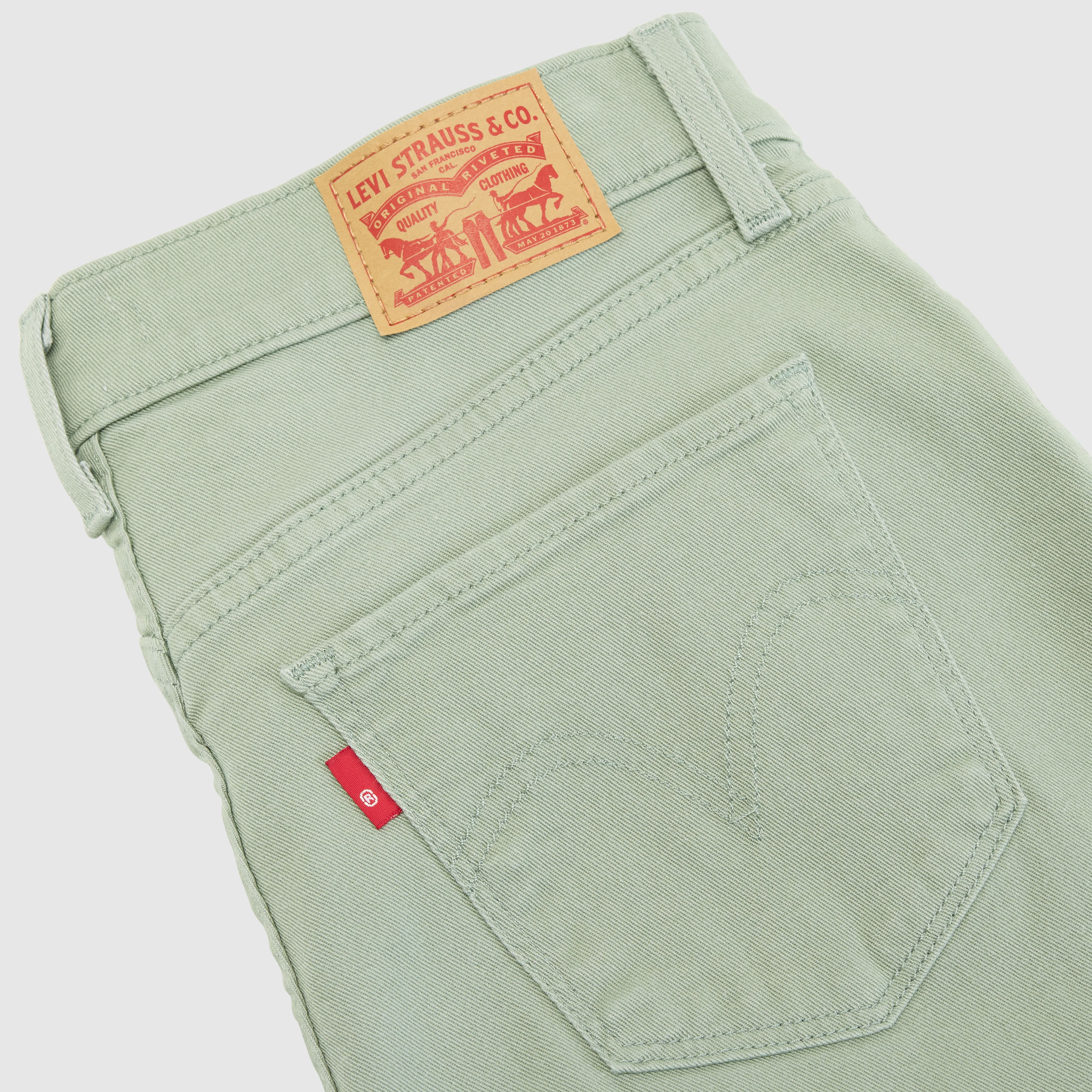 Classic Straight Women's Jeans 7