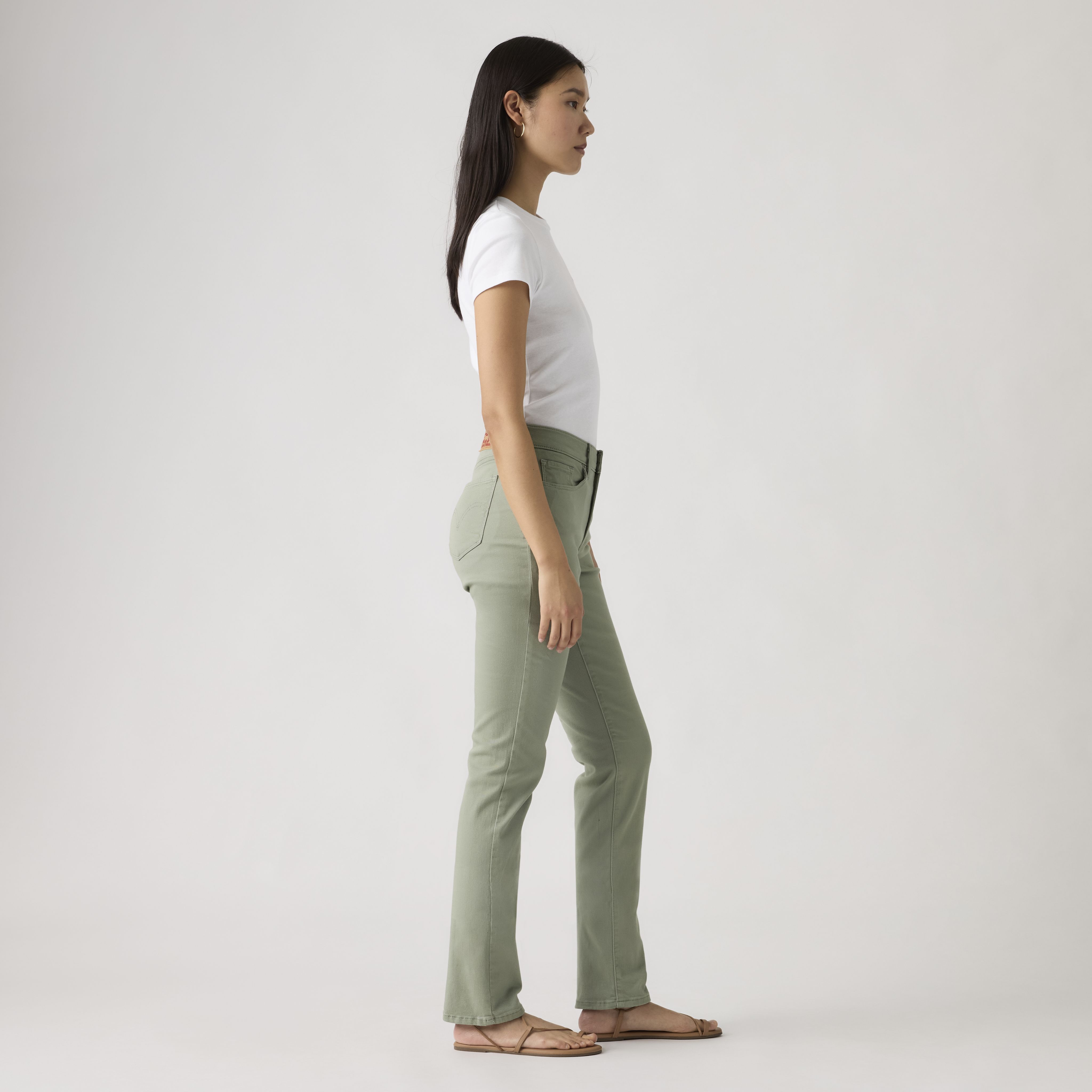 Classic Straight Women's Jeans 4