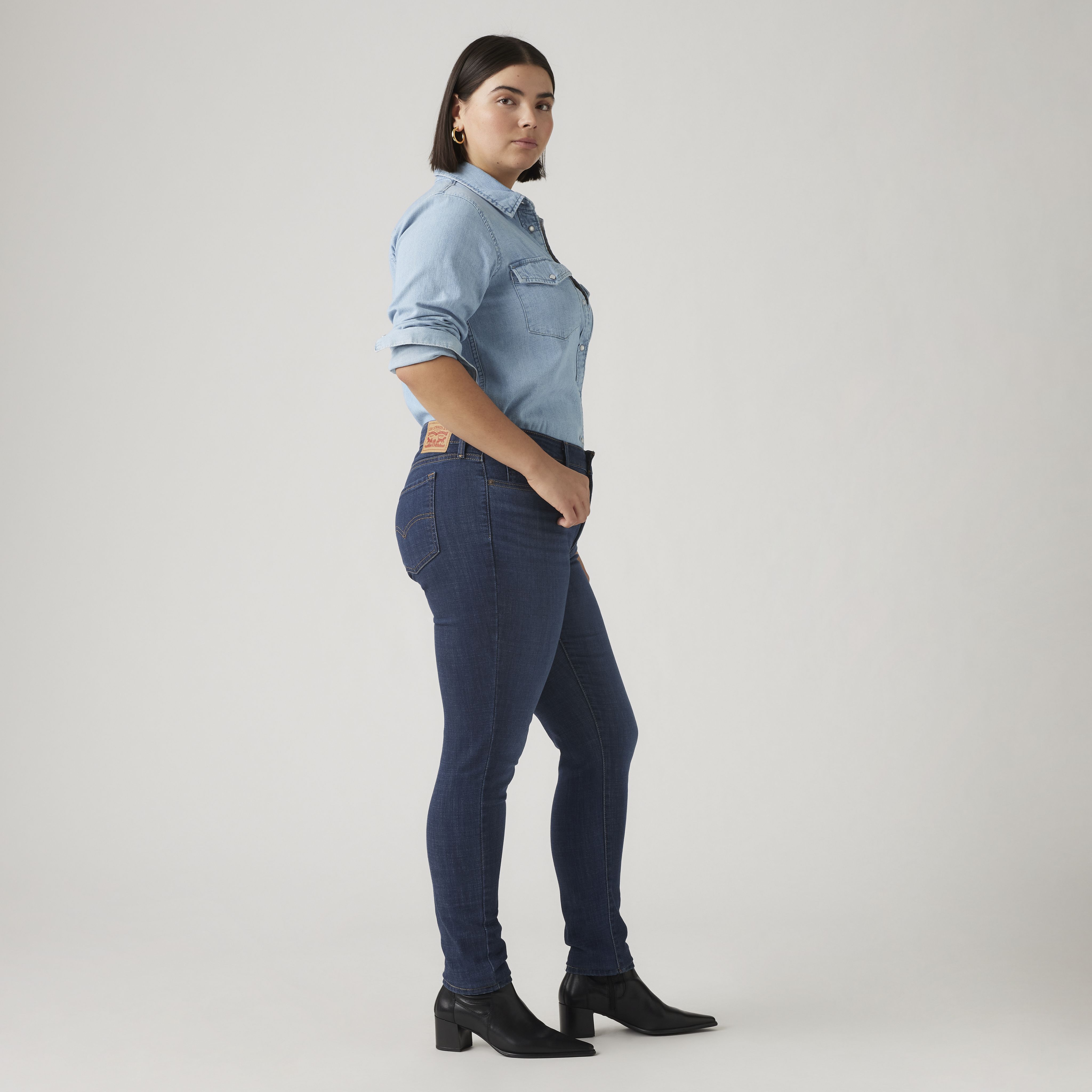 Classic Bootcut Women's Jeans 9
