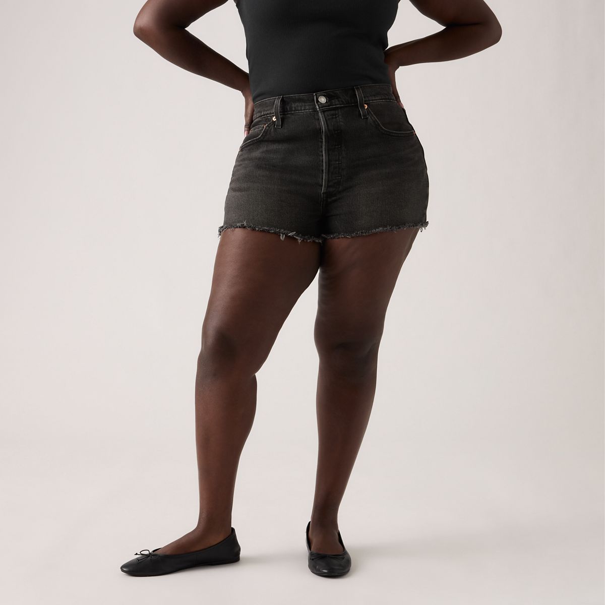 501® Original Fit High-Rise Women's Shorts — Step On It - Black