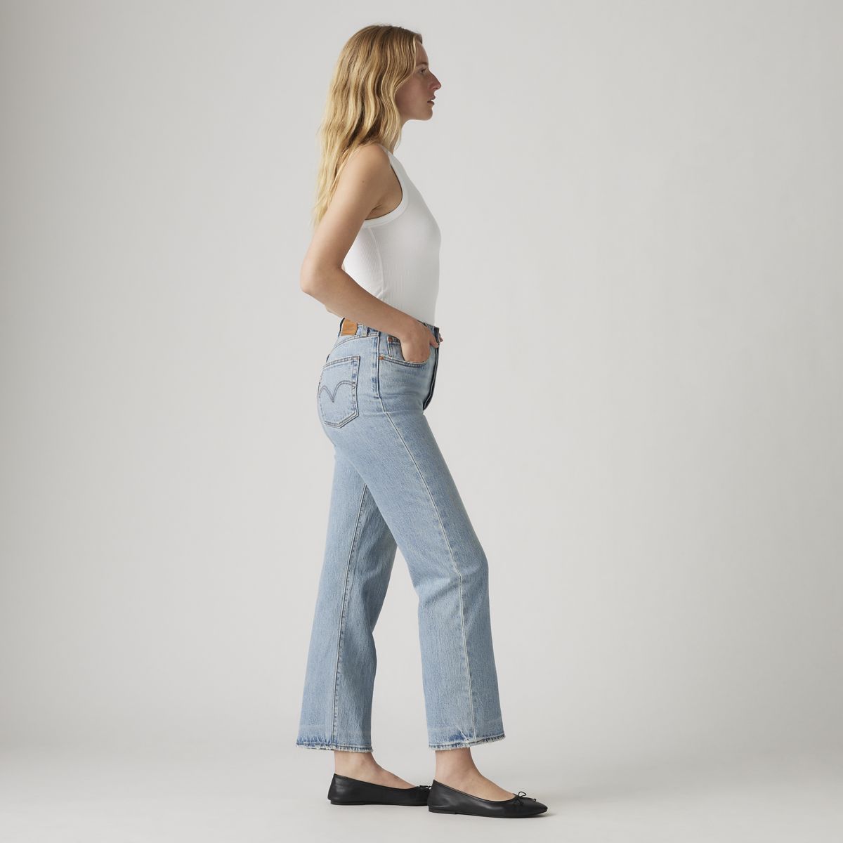 Ribcage Straight Ankle Women's Jeans — Let's Share - Medium Wash