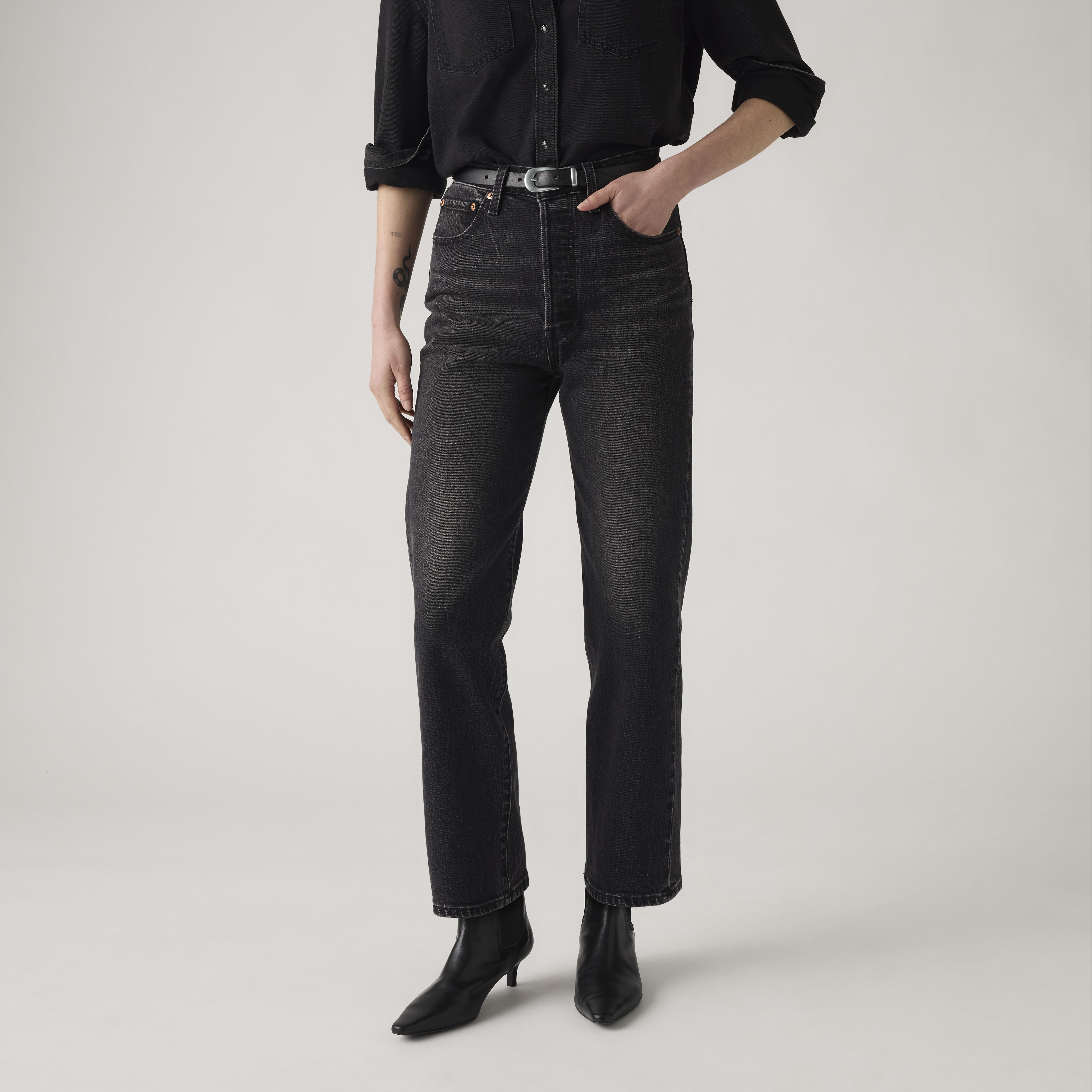 Ribcage Straight Ankle Jeans 2