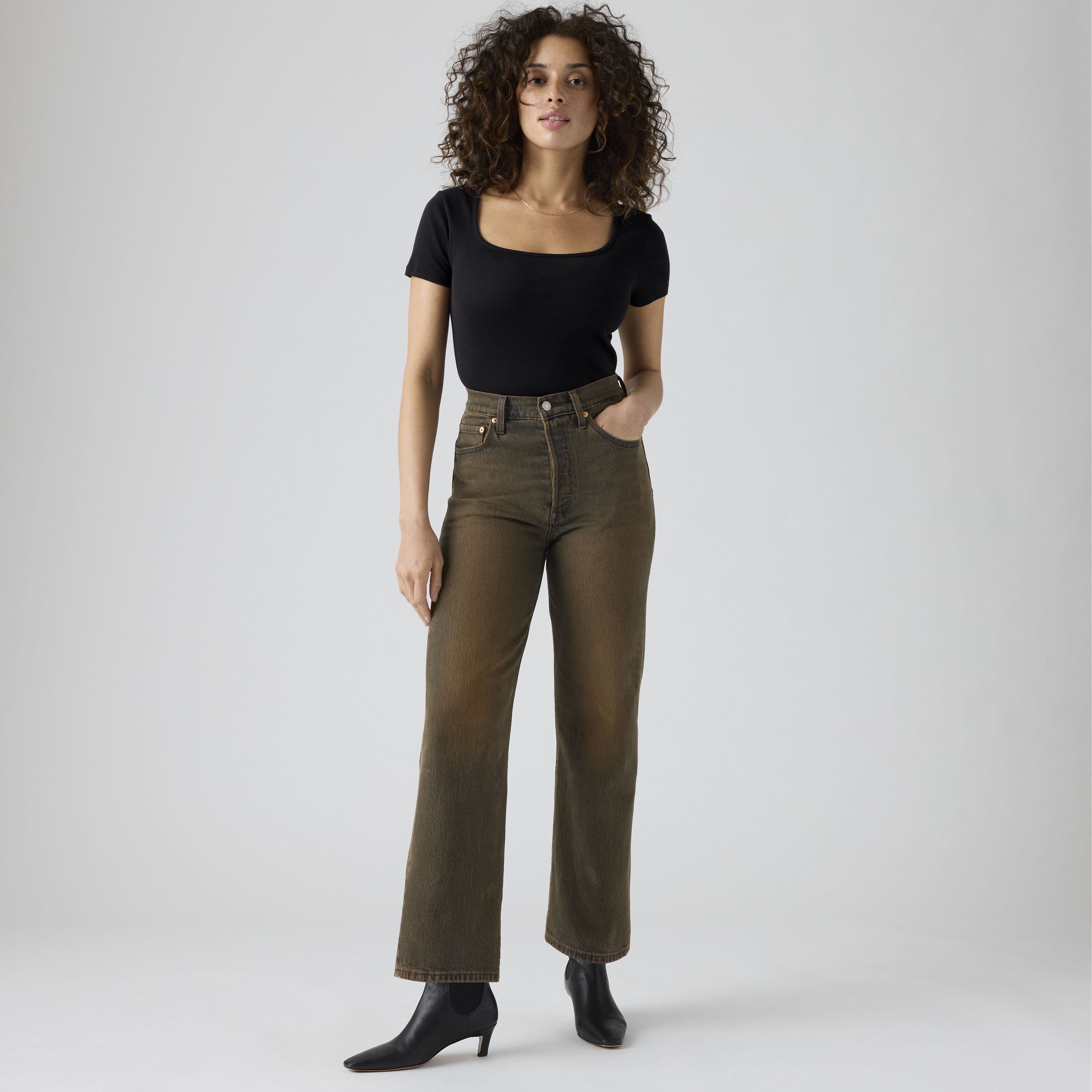 Ribcage Straight Ankle Women's Jeans 1