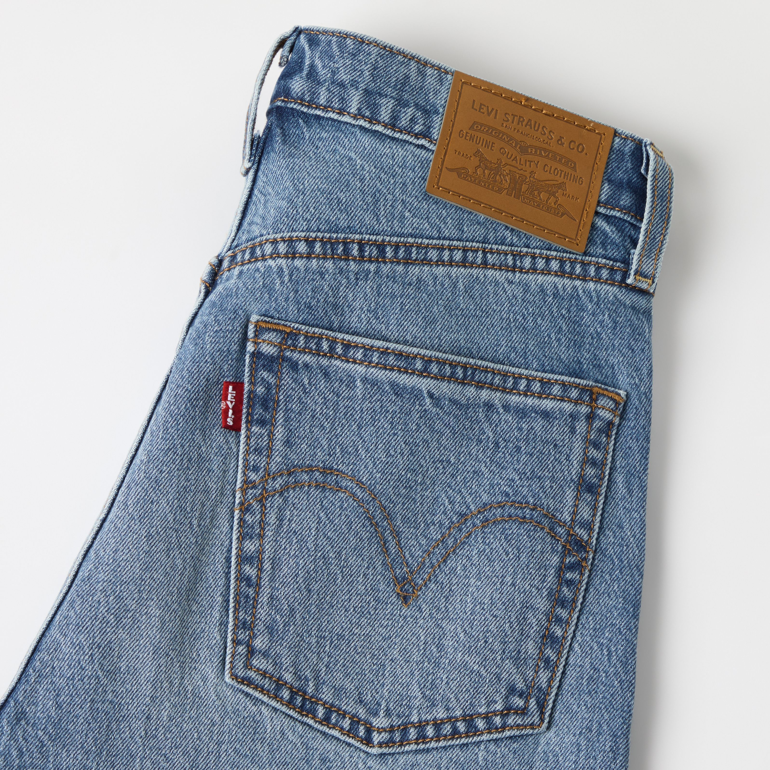 Ribcage Straight Ankle Jeans 7