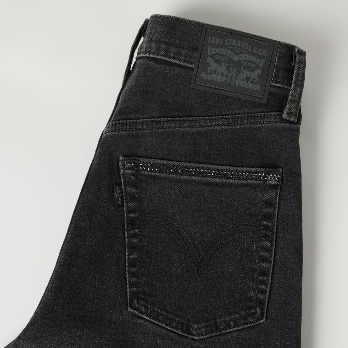 Ribcage Straight Full Length Women's Jeans — Road Less Travelled - Black