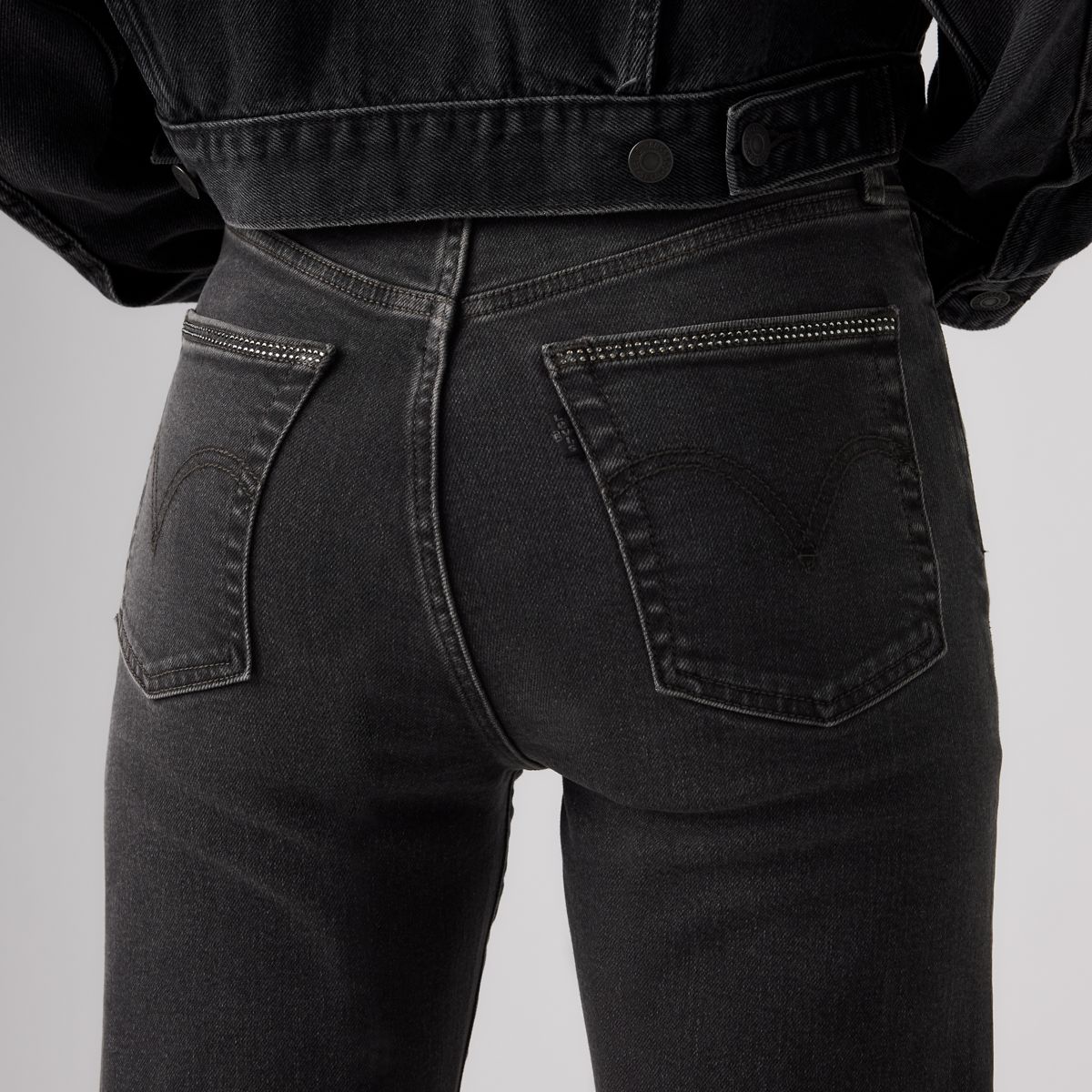 Ribcage Straight Full Length Women's Jeans — Road Less Travelled - Black