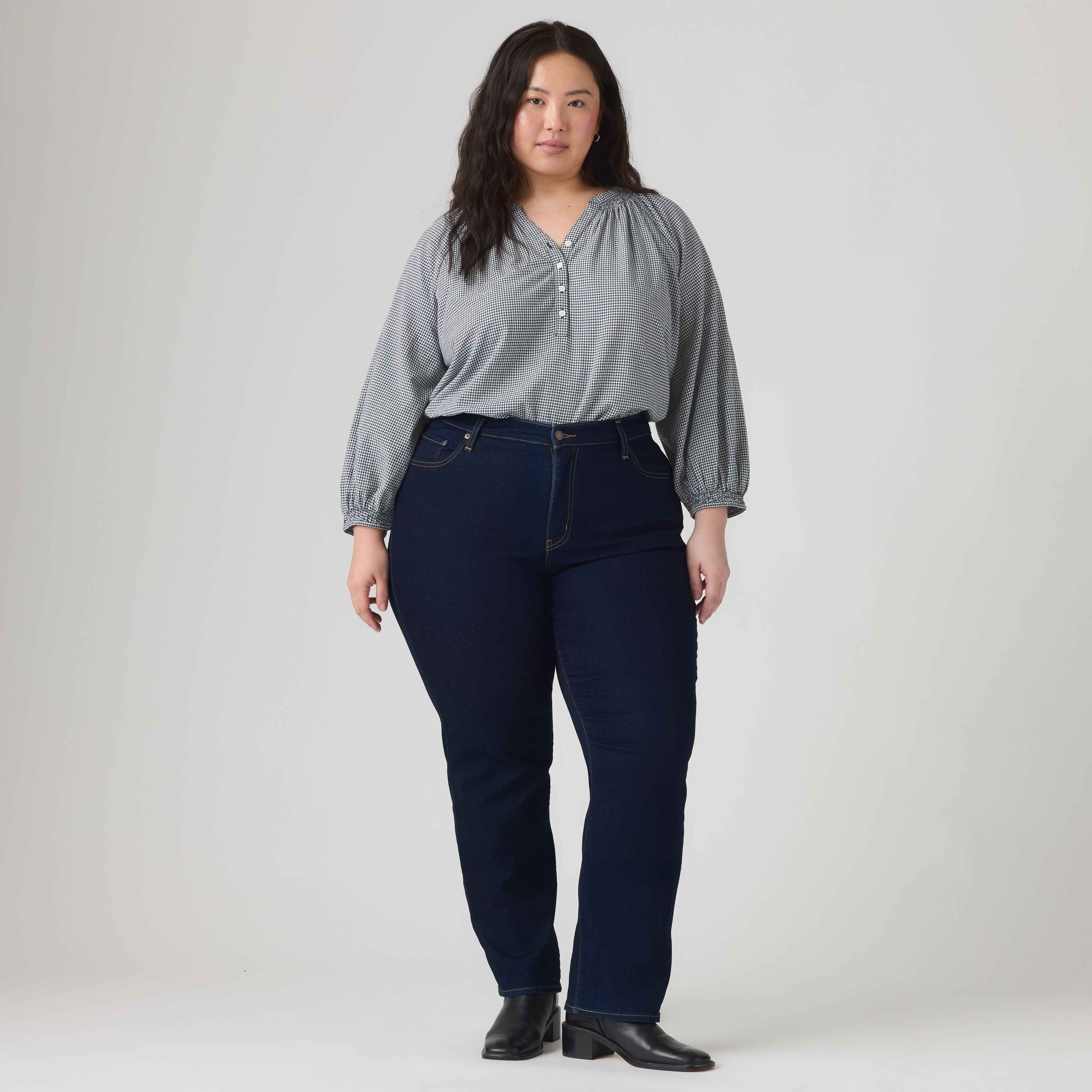 724 High Rise Slim Straight Fit Women's Jeans (Plus Size)