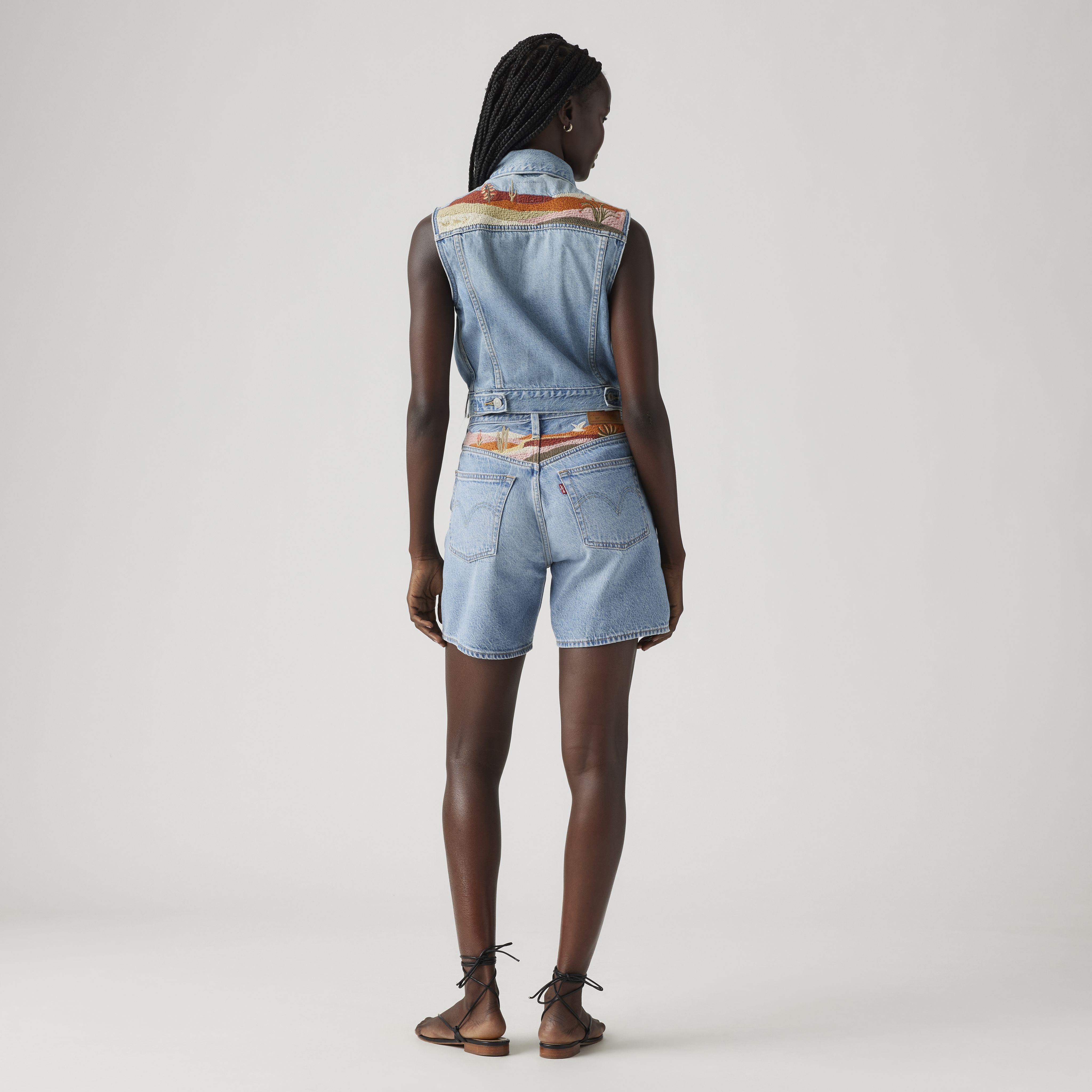 501® Original Fit High Rise Mid-Thigh Lightweight Women's Shorts 5