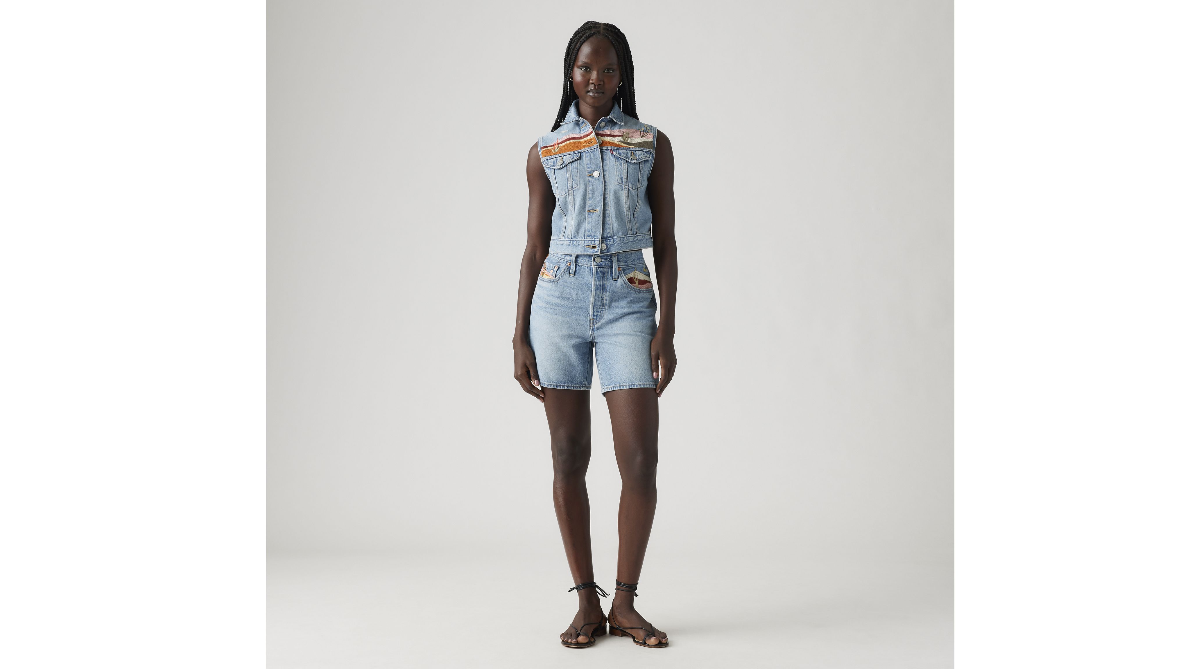 501® Original Fit High Rise Mid-Thigh Lightweight Women's Shorts 15