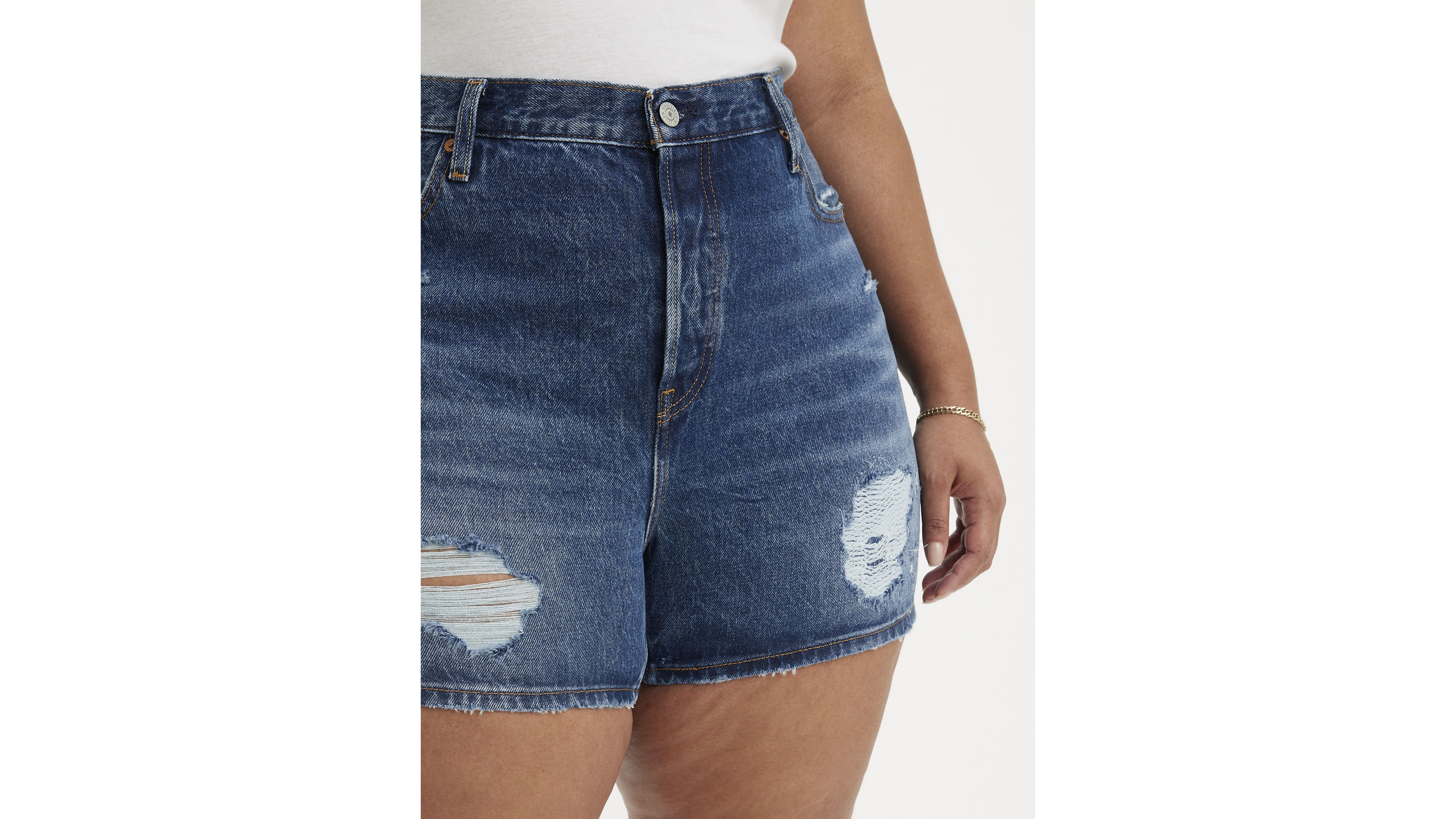 501® Women's Shorts (Plus Size) 2