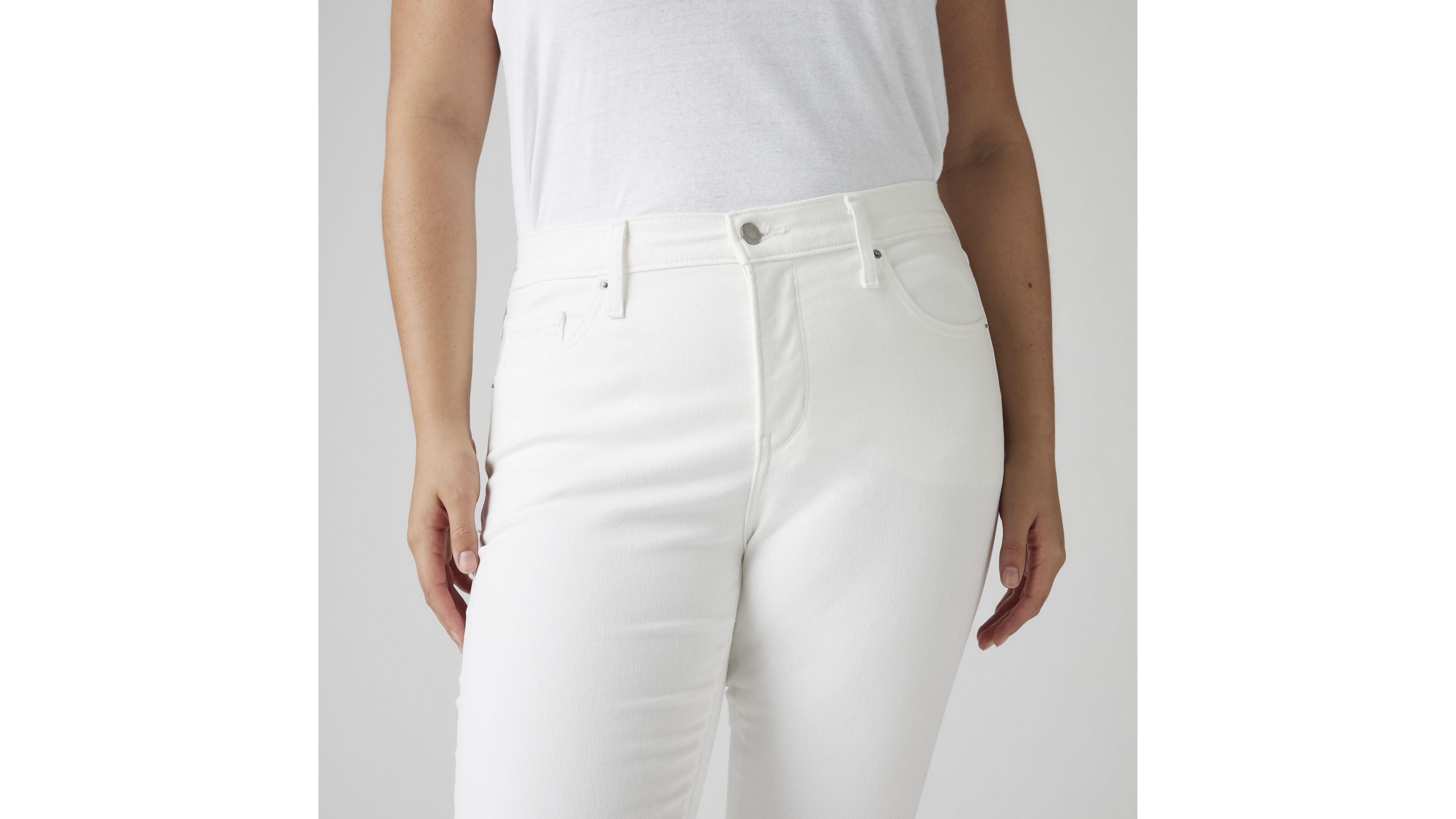 311 Shaping Skinny Capri Women's Jeans 11