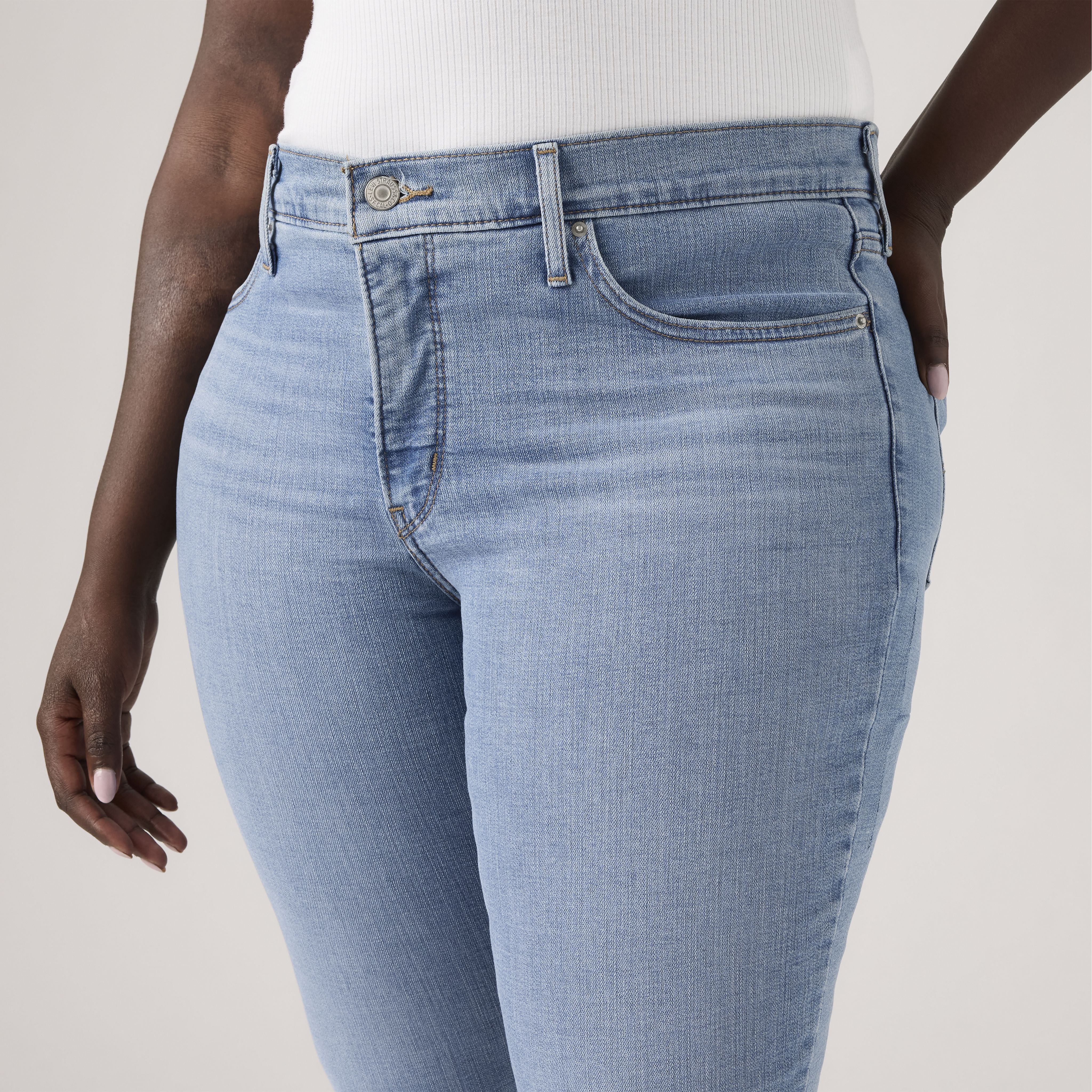 311 Shaping Skinny Capri Women's Jeans 10