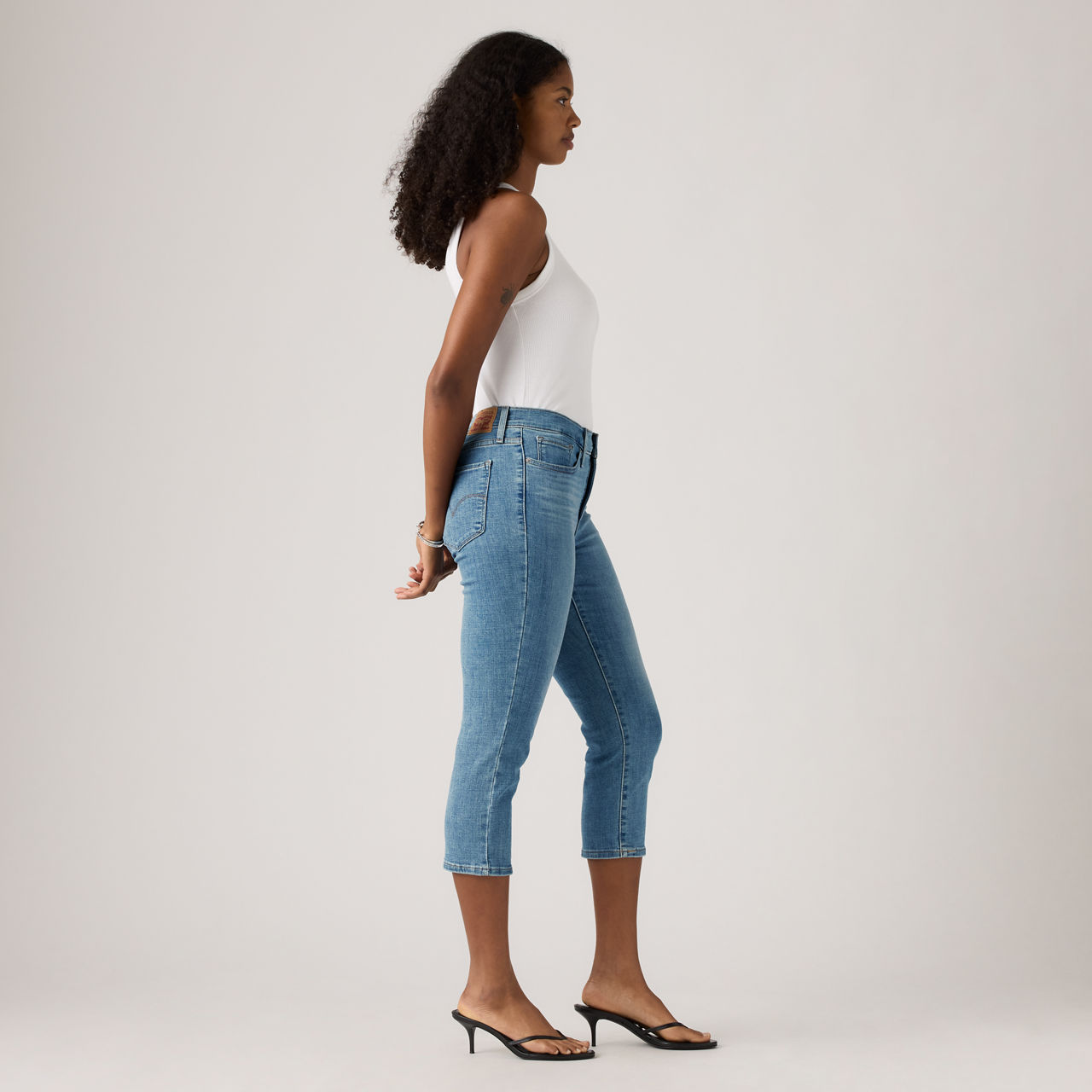311 Shaping Skinny Capri Women's Jeans 4