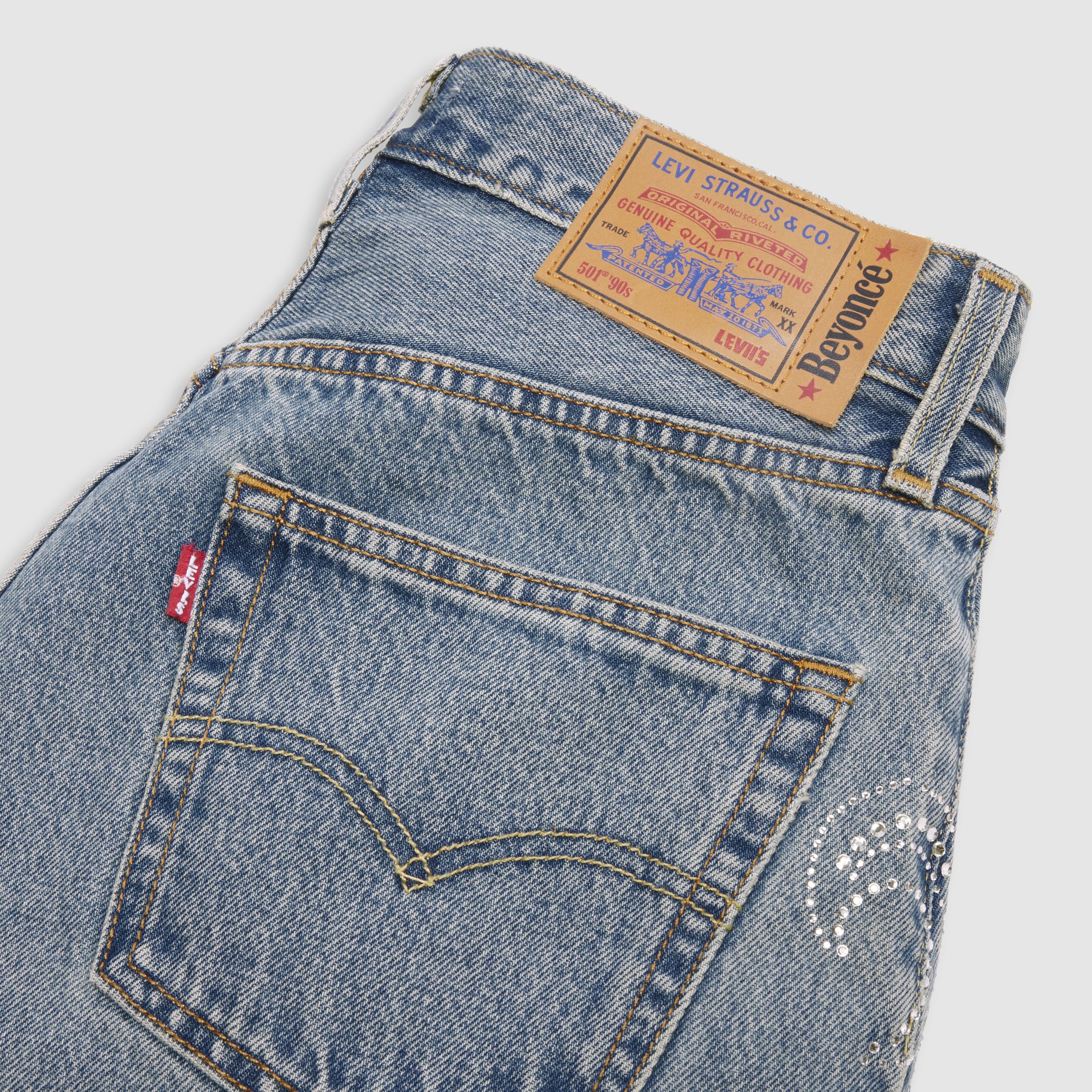 BEYONCÉ X LEVI’S® 501® '90s Women's Jeans 9
