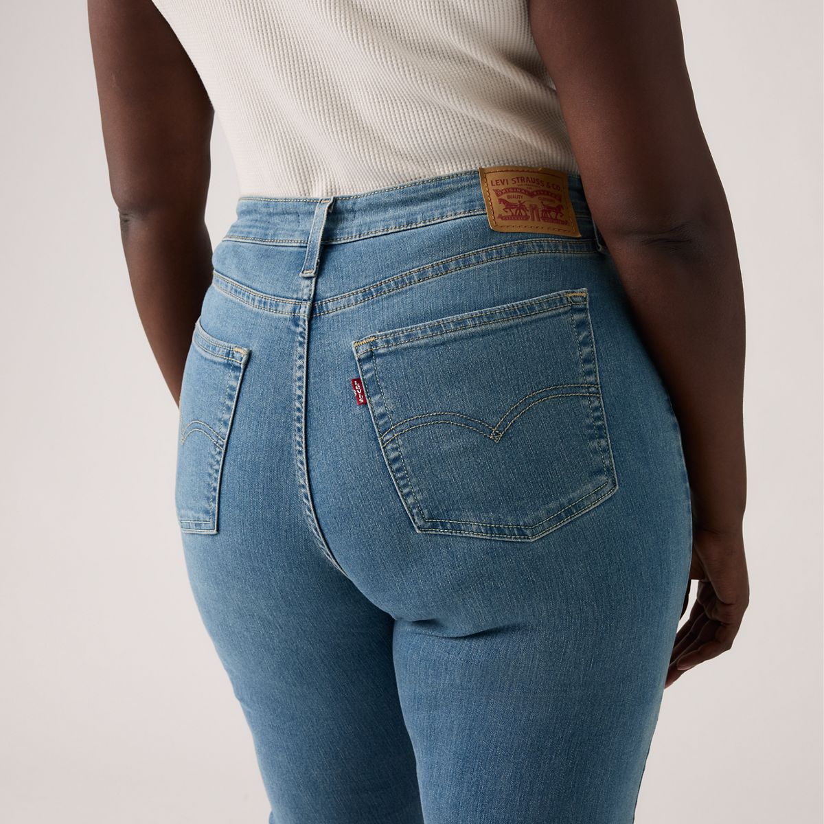 726 High-Rise Flare Women's Jeans — Eternal Indigo Mid - Medium Wash